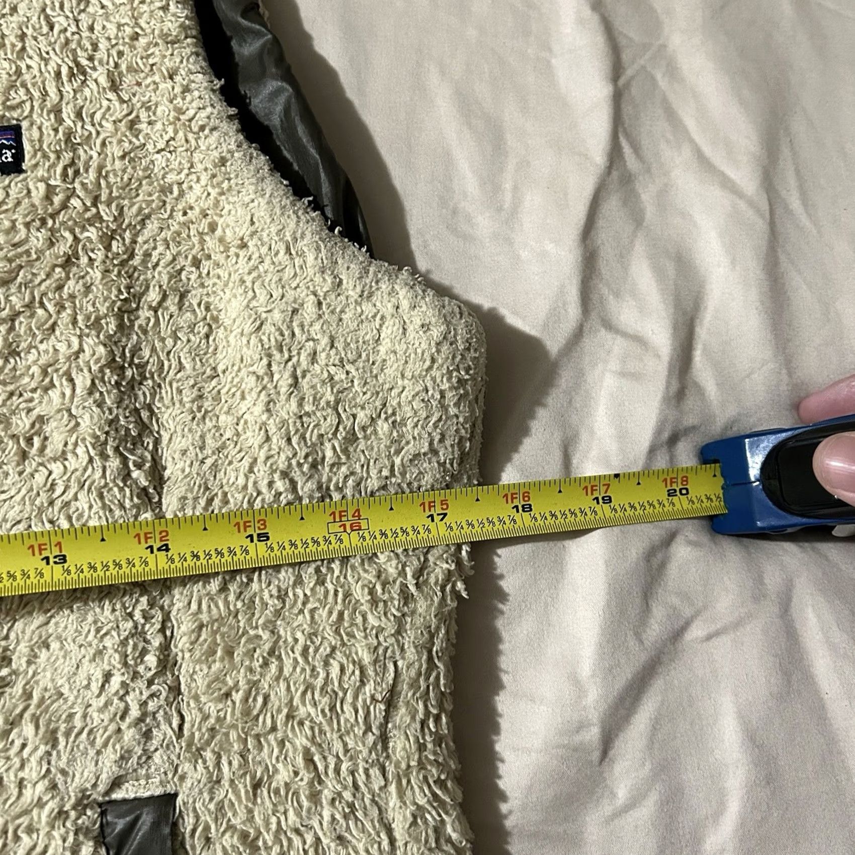 Patagonia Patagonia Los Gatos Reversible Sherpa Fleece Vest Women S Cream Size S / US 4 / IT 40 - 7 Thumbnail