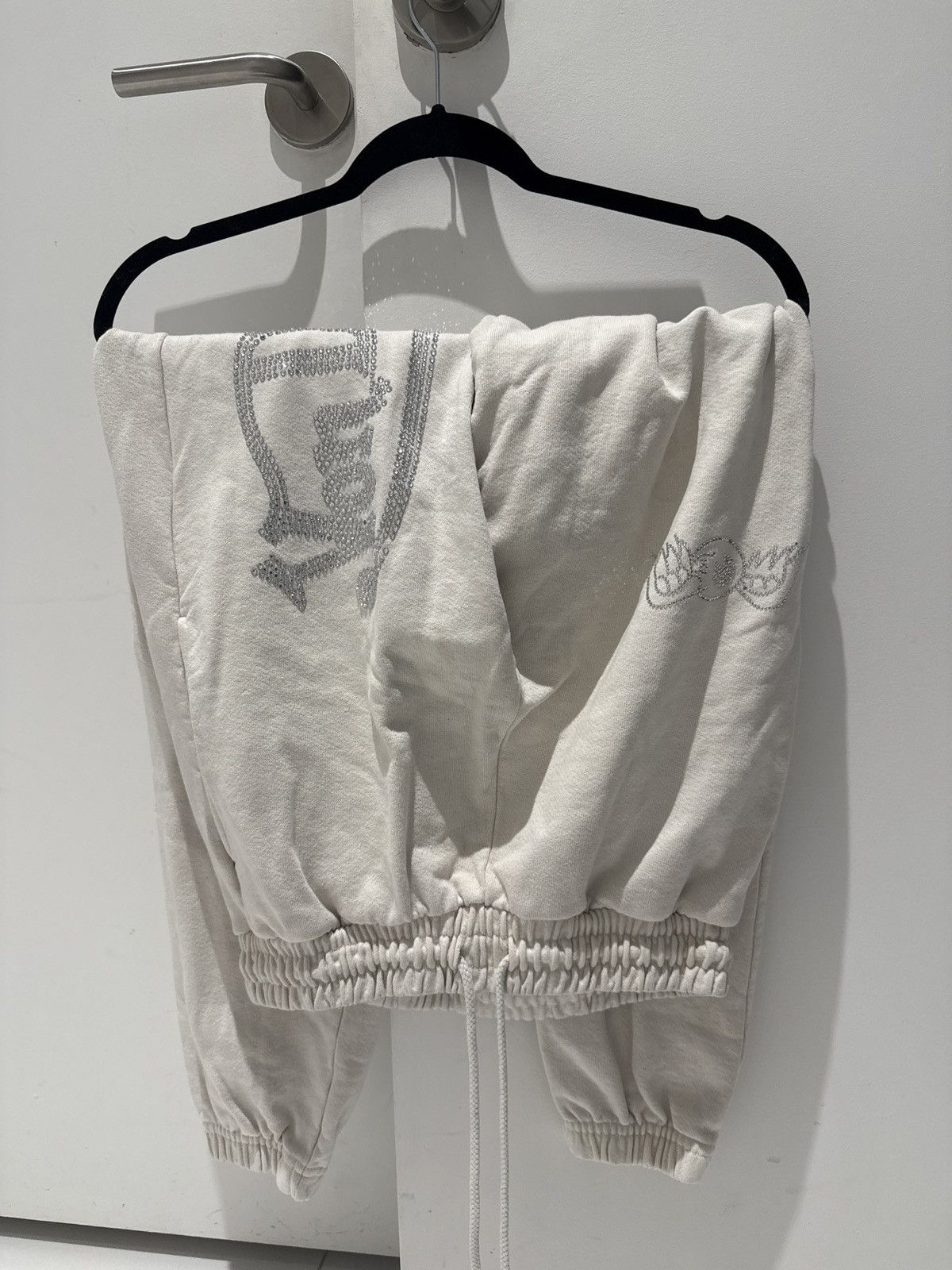 Von Dutch Von Dutch Bedazzled Rhinestone Sweatpants Size US 30 / EU 46 - 4 Thumbnail