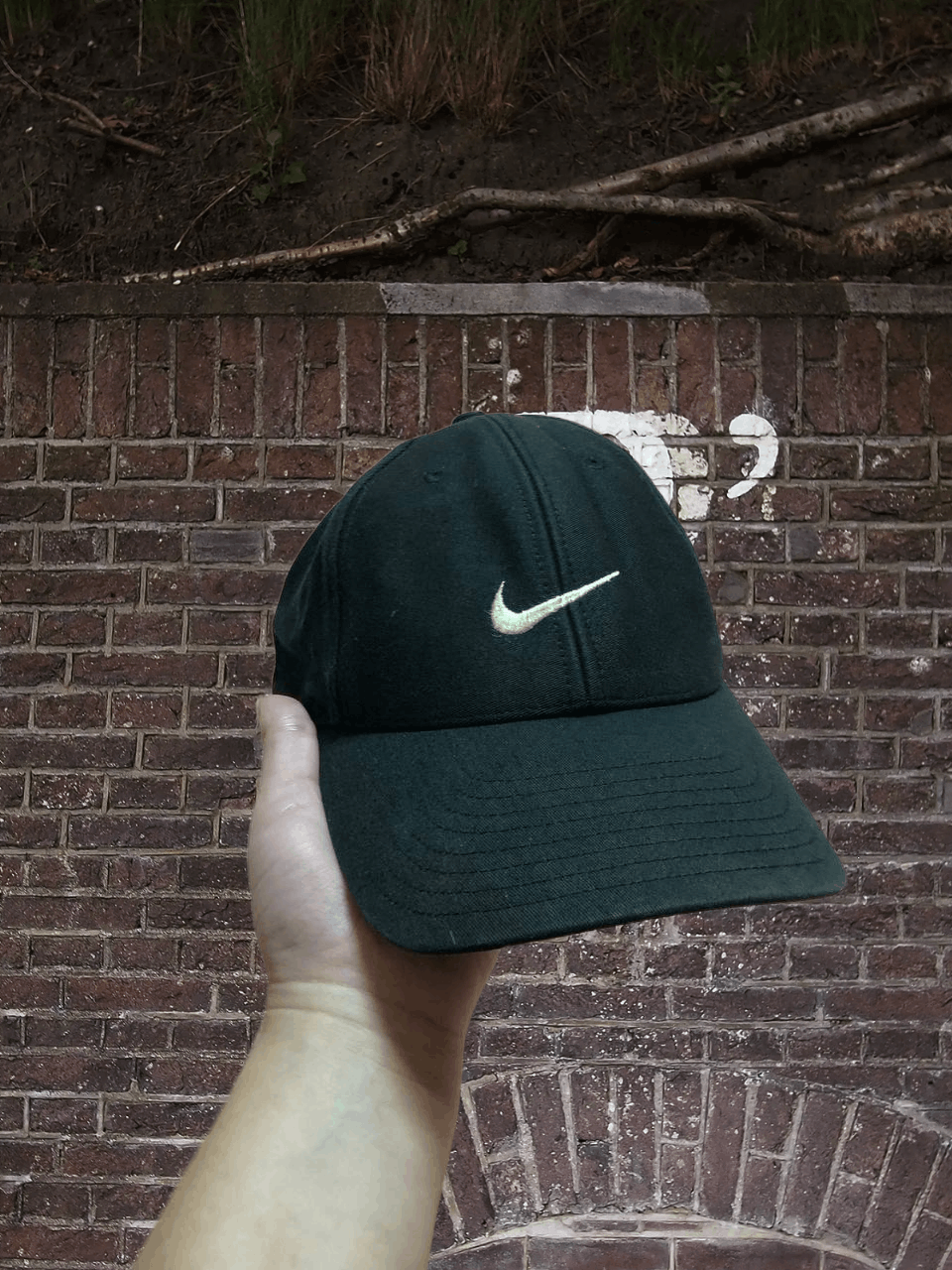 Nike Vintage Cap black Y2K Hats big logo Nike streetwear Size ONE SIZE - 1 Thumbnail