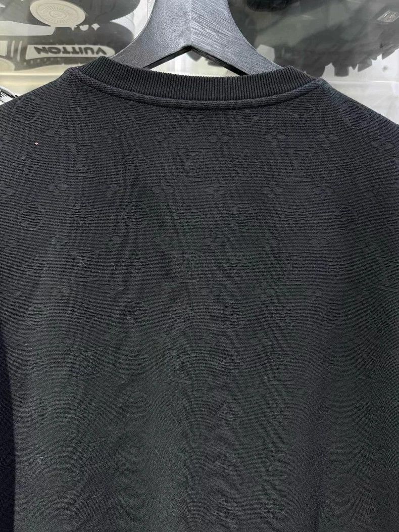 Louis Vuitton Louis Vuitton Solid Chest Pocket Crew Neck Short Sleeve Size US XL / EU 56 / 4 - 5 Thumbnail