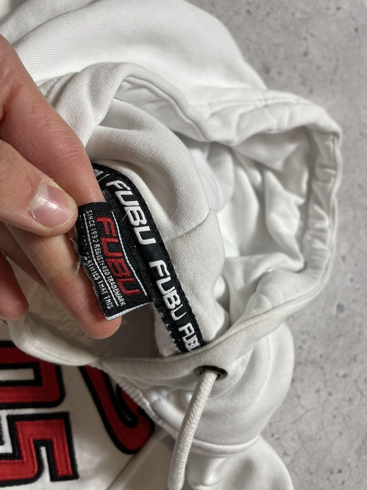 Fubu Vintage Baggy Fubu Hoodie 05 Big Logo White Y2K Size US L / EU 52-54 / 3 - 9 Thumbnail