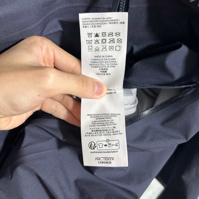 Arc'teryx Arcteryx Beta Jacket Hooded Outerwear Size US S / EU 44-46 / 1 - 5 Thumbnail