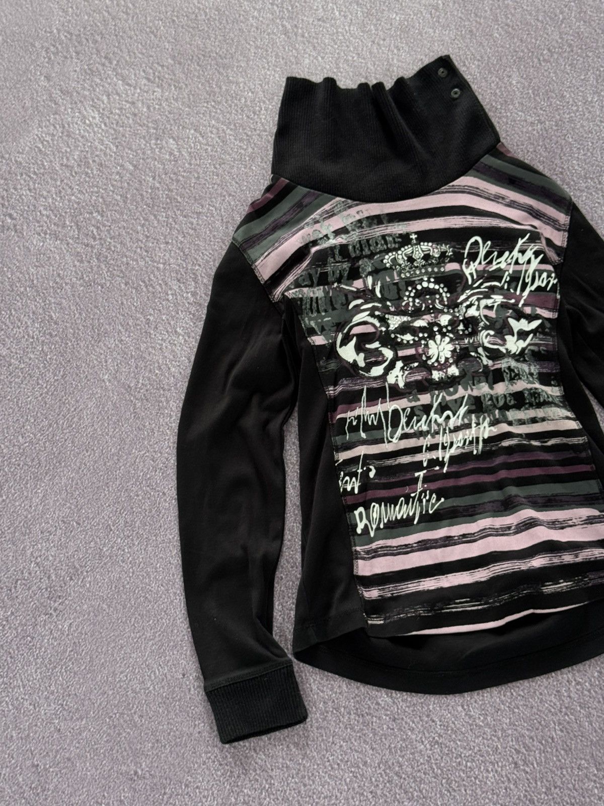Japanese Brand Y2K Goth Black Long Sleeve Top Cyber Grunge Type Logo Size M / US 6-8 / IT 42-44 - 4 Thumbnail