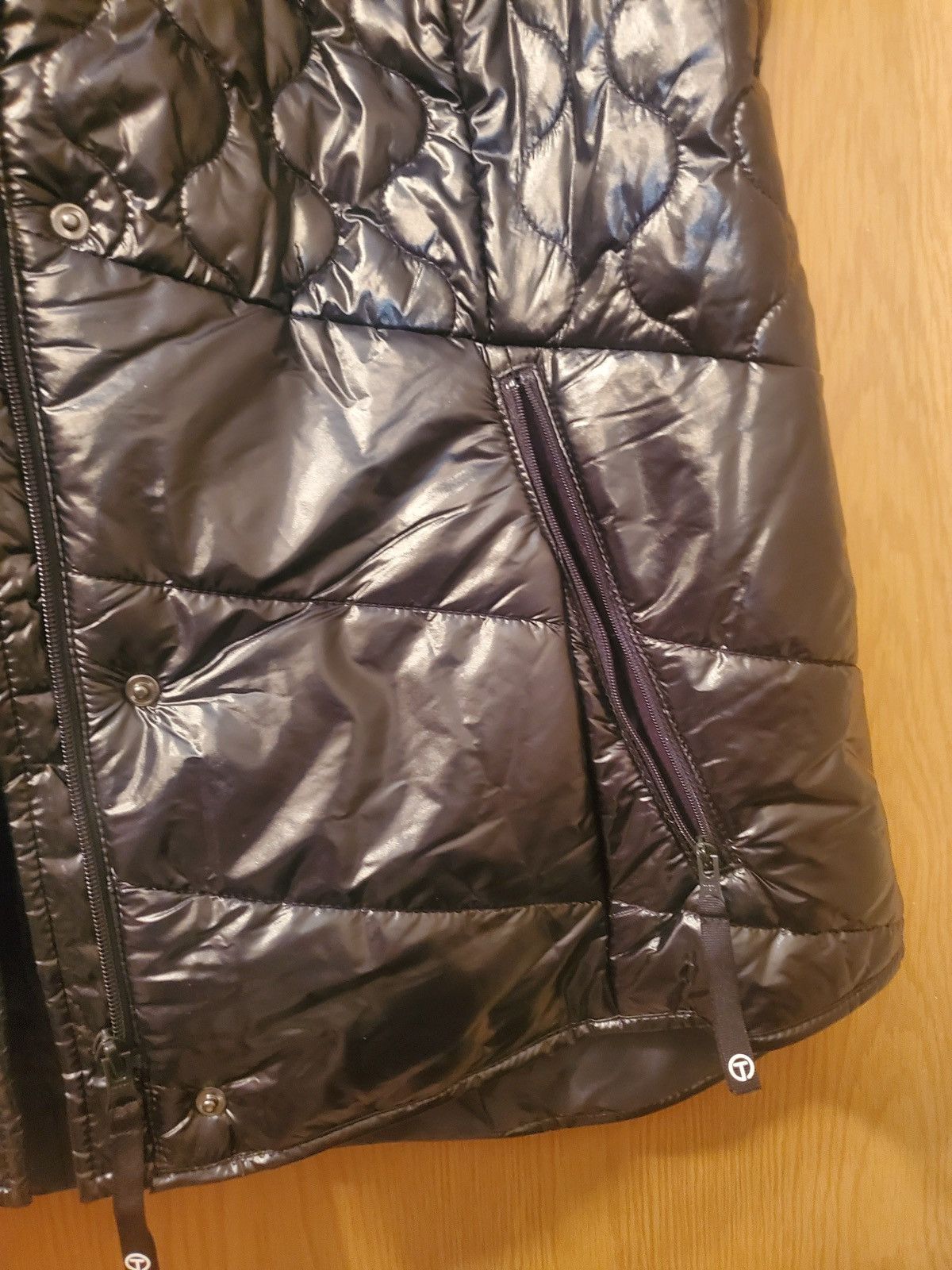 Talbots NWT T by Talbots High Shine High-Low Hem Quilted Puffer Vest Size XL / US 12-14 / IT 48-50 - 16 Thumbnail
