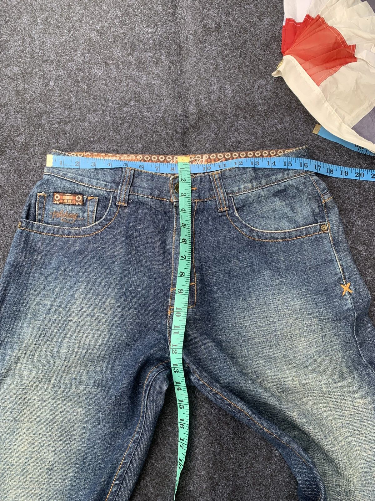 Billabong Y2k Baggy Billabong jeans. Size US 33 - 12 Thumbnail