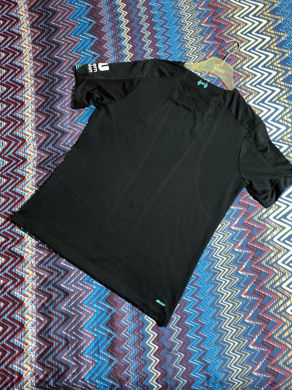 New Balance × Vintage New Balance Liverpool Logo tee shirt Size US M / EU 48-50 / 2 - 10 Thumbnail