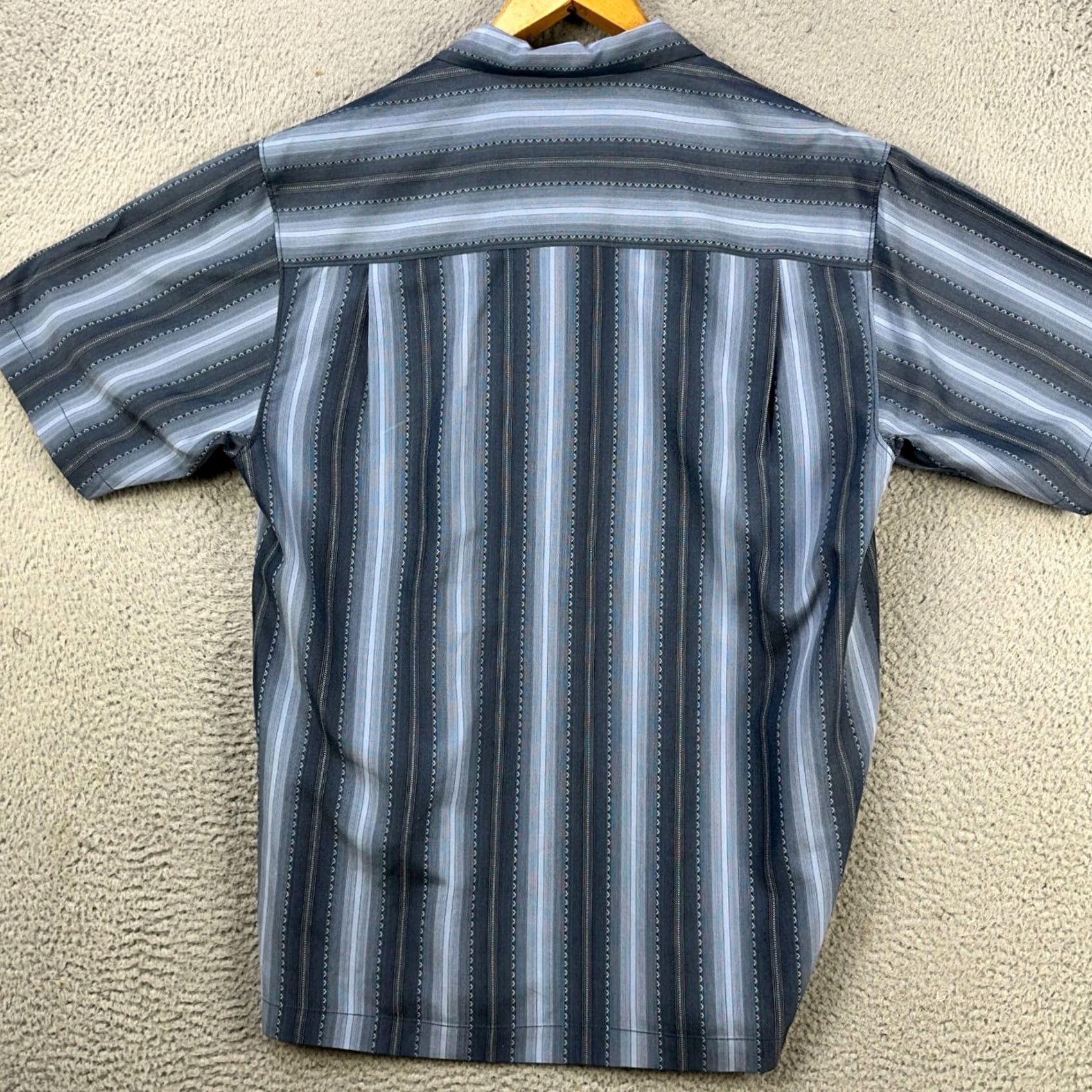 Tommy Bahama Tommy Bahama Shirt Button Up Mens Medium Gray Striped Short Sleeve 100% Silk Size US M / EU 48-50 / 2 - 2 Thumbnail