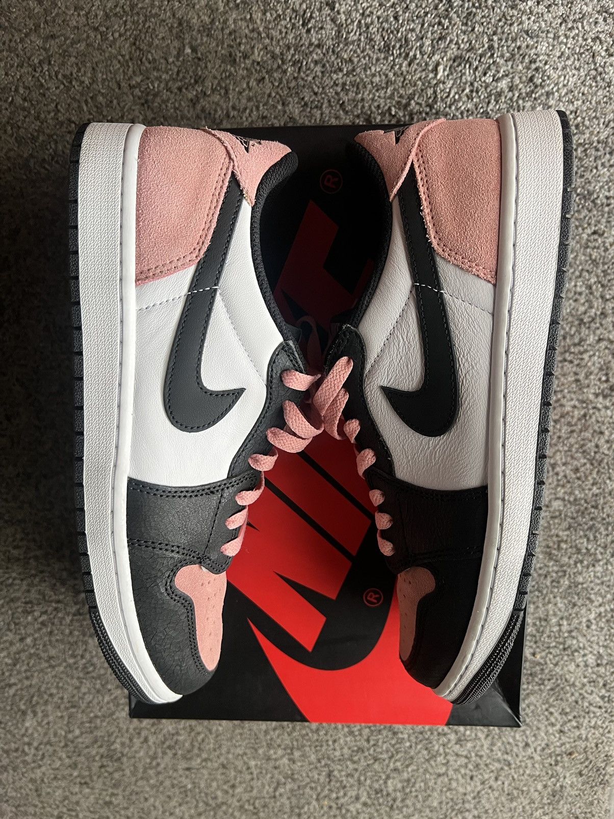 Jordan Brand × Nike Air Jordan Bleached Coral Size US 10.5 / EU 43-44 - 6 Thumbnail