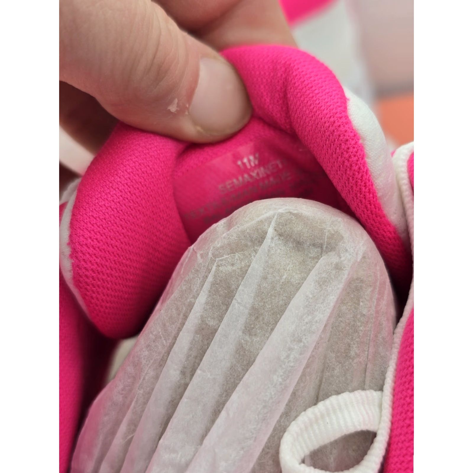 Vintage Easy Spirit Sneakers Women’s White Sz 11 Limited Edition Maxine 2 Emove Walking Shoes Pink Size US 11 / IT 41 - 7 Thumbnail