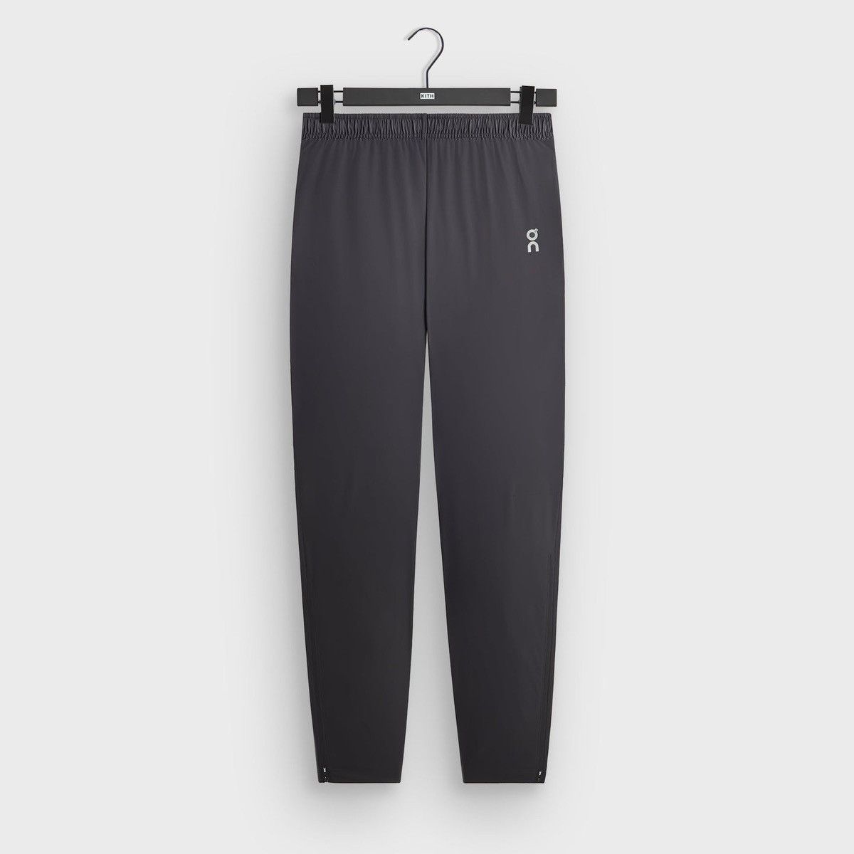 Kith × On Kith for On Core Pant Black Reflective Logo Joggers Large Size US 34 / EU 50 - 1 Thumbnail