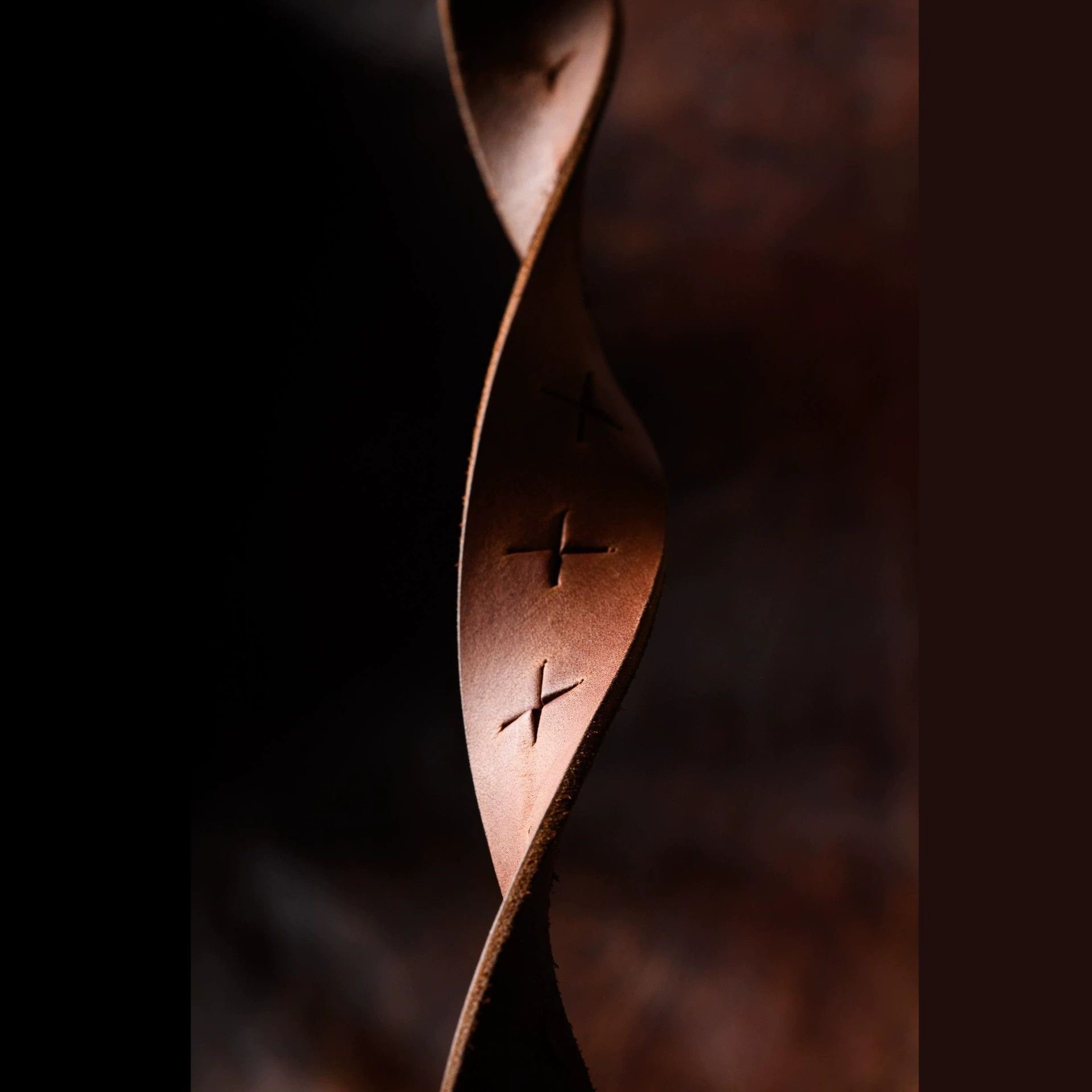 Ma+ M.A+ by Maurizio Amadei Natural Cowhide Cross-Cut Adjustable Size ONE SIZE - 3 Thumbnail
