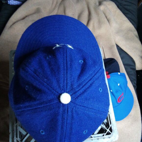 Ebbets Field Flannels Ebbets Field Flannels Montreal Royals Wool Fitted Hat Cap Size ONE SIZE - 6 Thumbnail