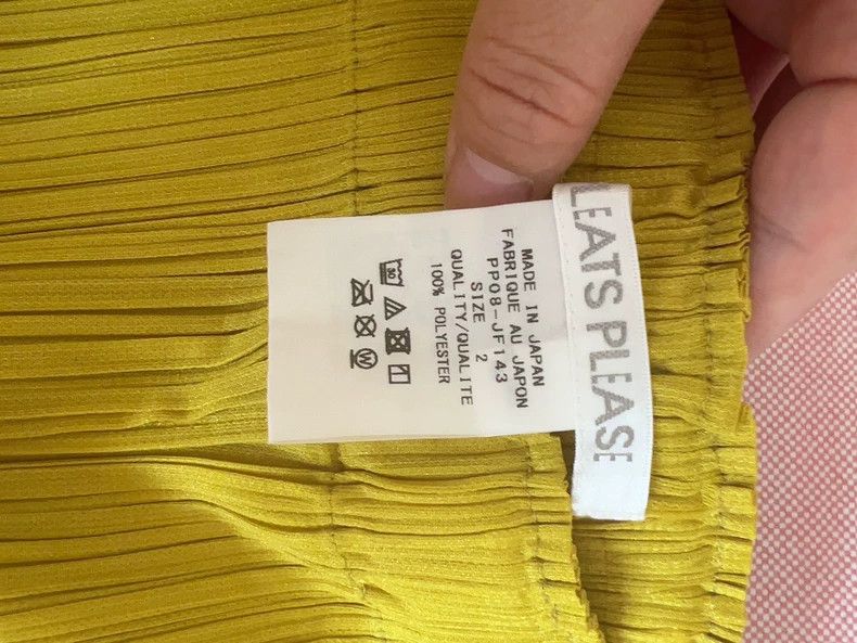 Issey Miyake Issey Miyake Yellow pleated pants Size 25" / US 0 / IT 36 - 2 Thumbnail