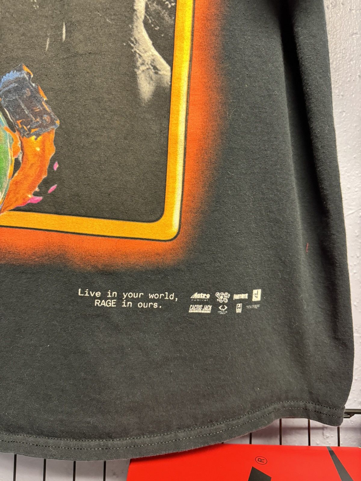 Travis Scott Travis Scott Astro Portrait Tee Black Large Size US L / EU 52-54 / 3 - 11 Thumbnail