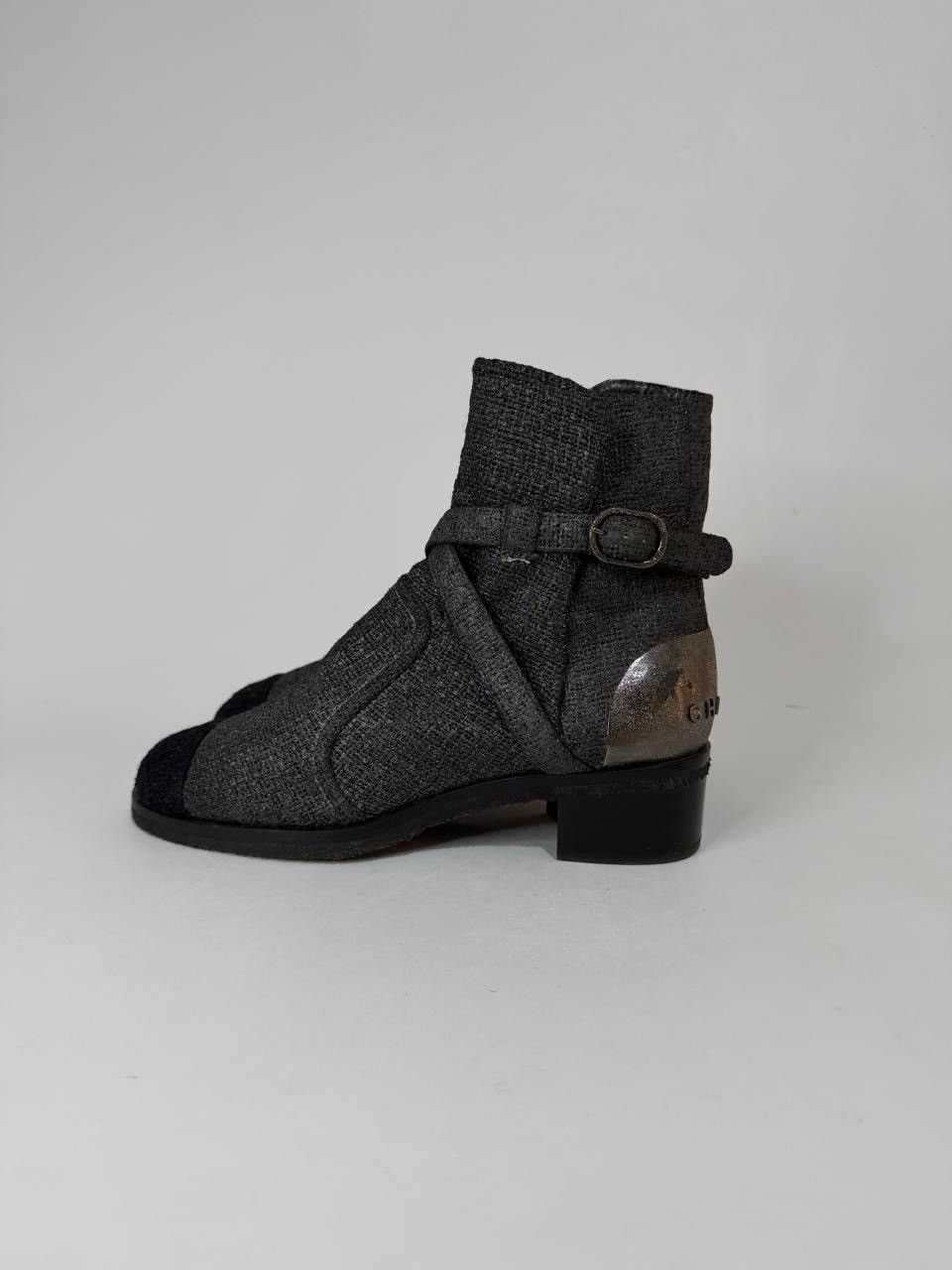 Chanel Chanel Tweed Pattern Combat Boots Women's Size: 8 | IT 38 Size US 8 / IT 38 - 3 Thumbnail
