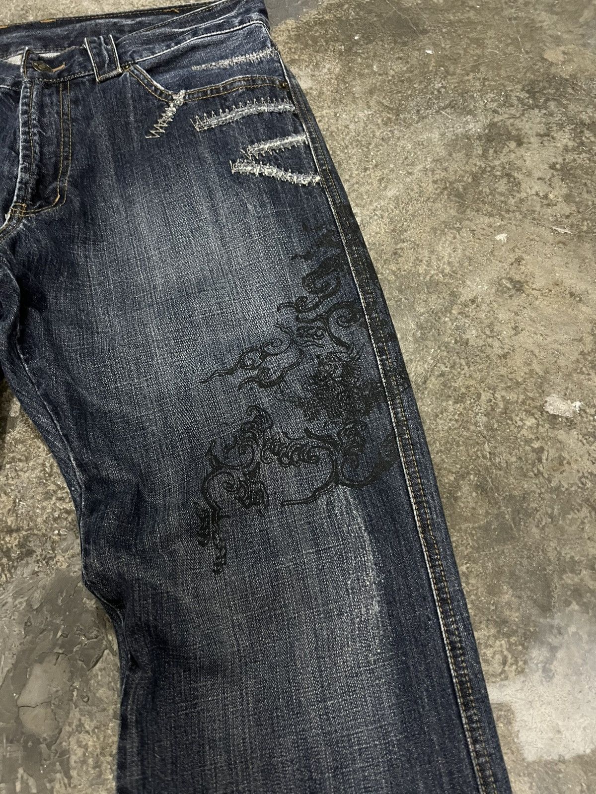 Japanese Brand 💥FLARE💥UNBRAND SUKAJAN DRAGON JEAN Size US 33 - 7 Thumbnail