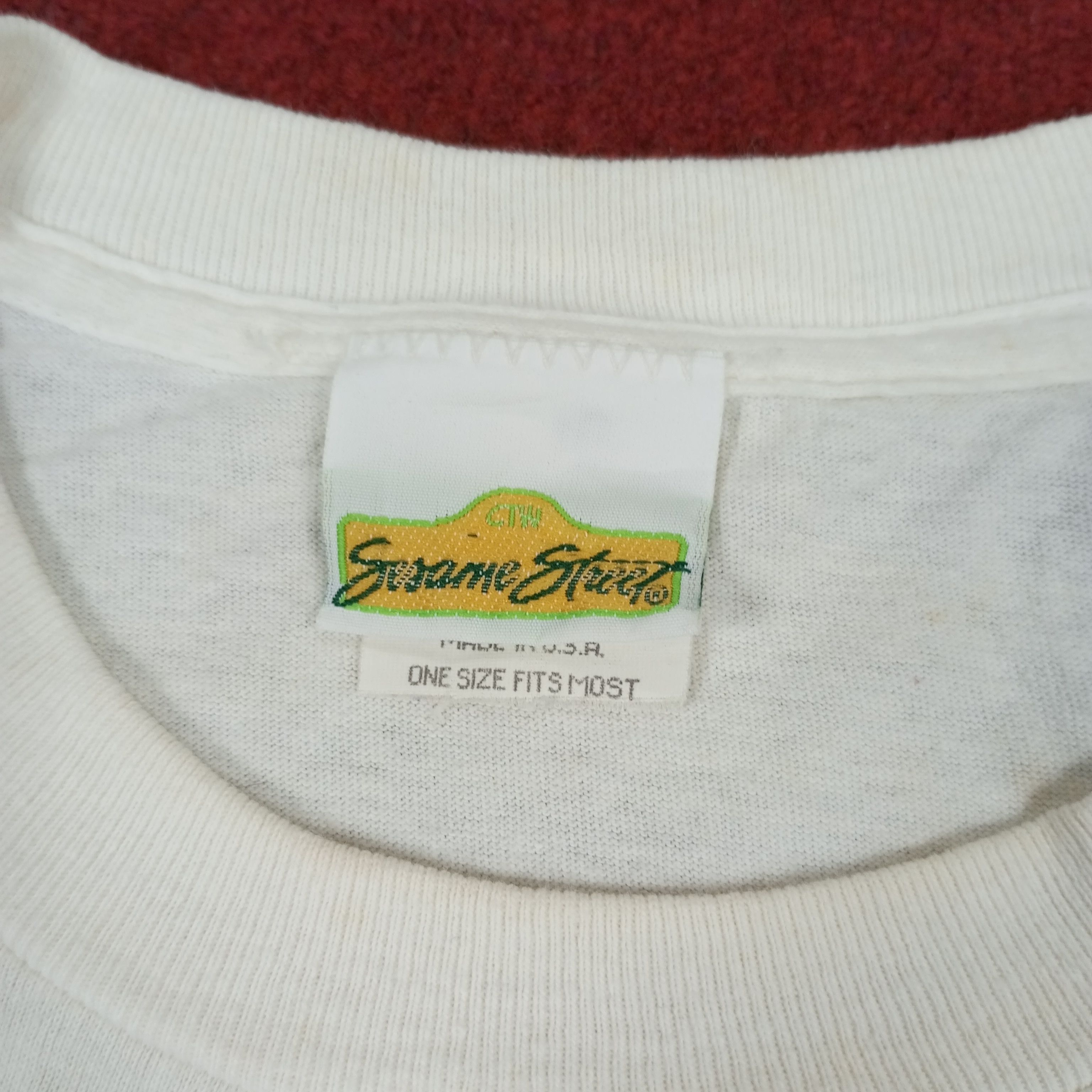 Vintage Sesame Street Cartoon Streetwear Style Vintage Tshirt Size US XL / EU 56 / 4 - 8 Thumbnail