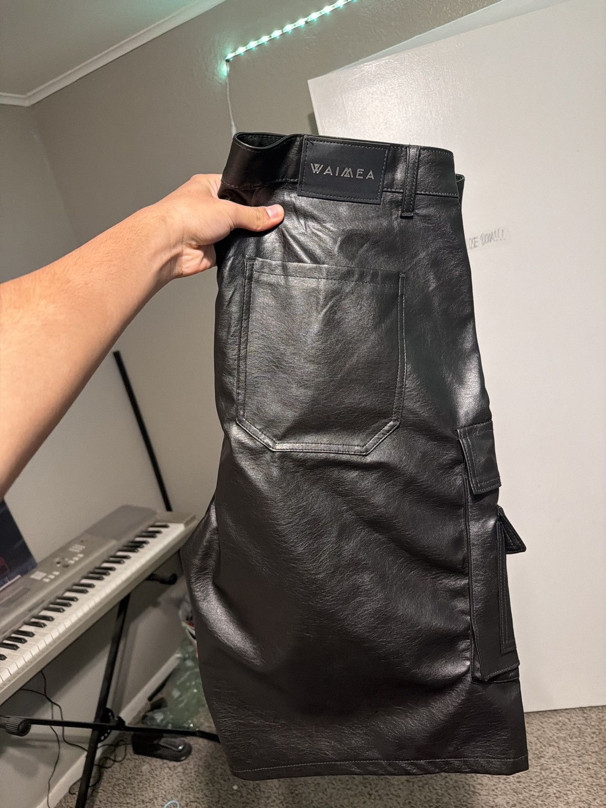 If Six Was Nine Black leather jorts Size US 40 / EU 56 - 1 Thumbnail