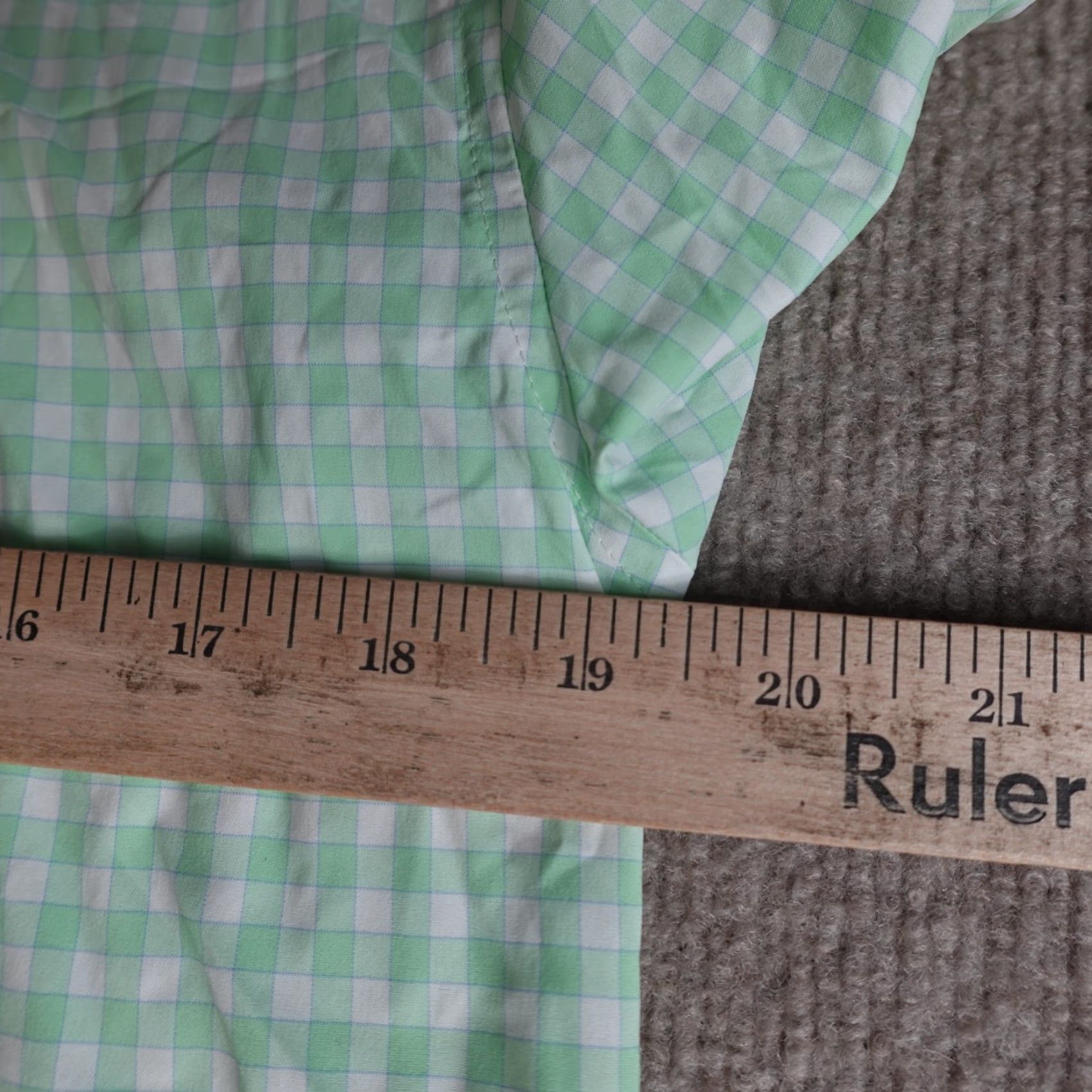 Vineyard Vines Vineyard Vines Shirt Small Green Gingham Plaid On The Go OTG Performance Shirt Button-Up Long Sleeve Collared Men Regular Green Vintage: No Size US S / EU 44-46 / 1 - 5 Thumbnail