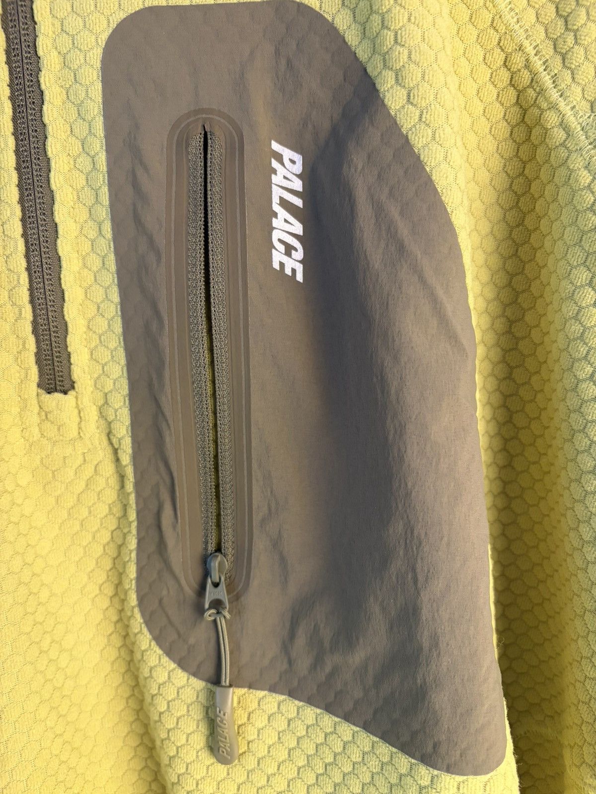 Palace Acid green Run it half zip thermal track jacket Size US XL / EU 56 / 4 - 6 Thumbnail