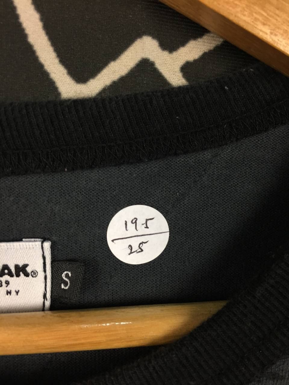 Japanese Brand Yak Pak Brooklyn NY Box Logo Camouflage Tee Size S Size US S / EU 44-46 / 1 - 13 Thumbnail