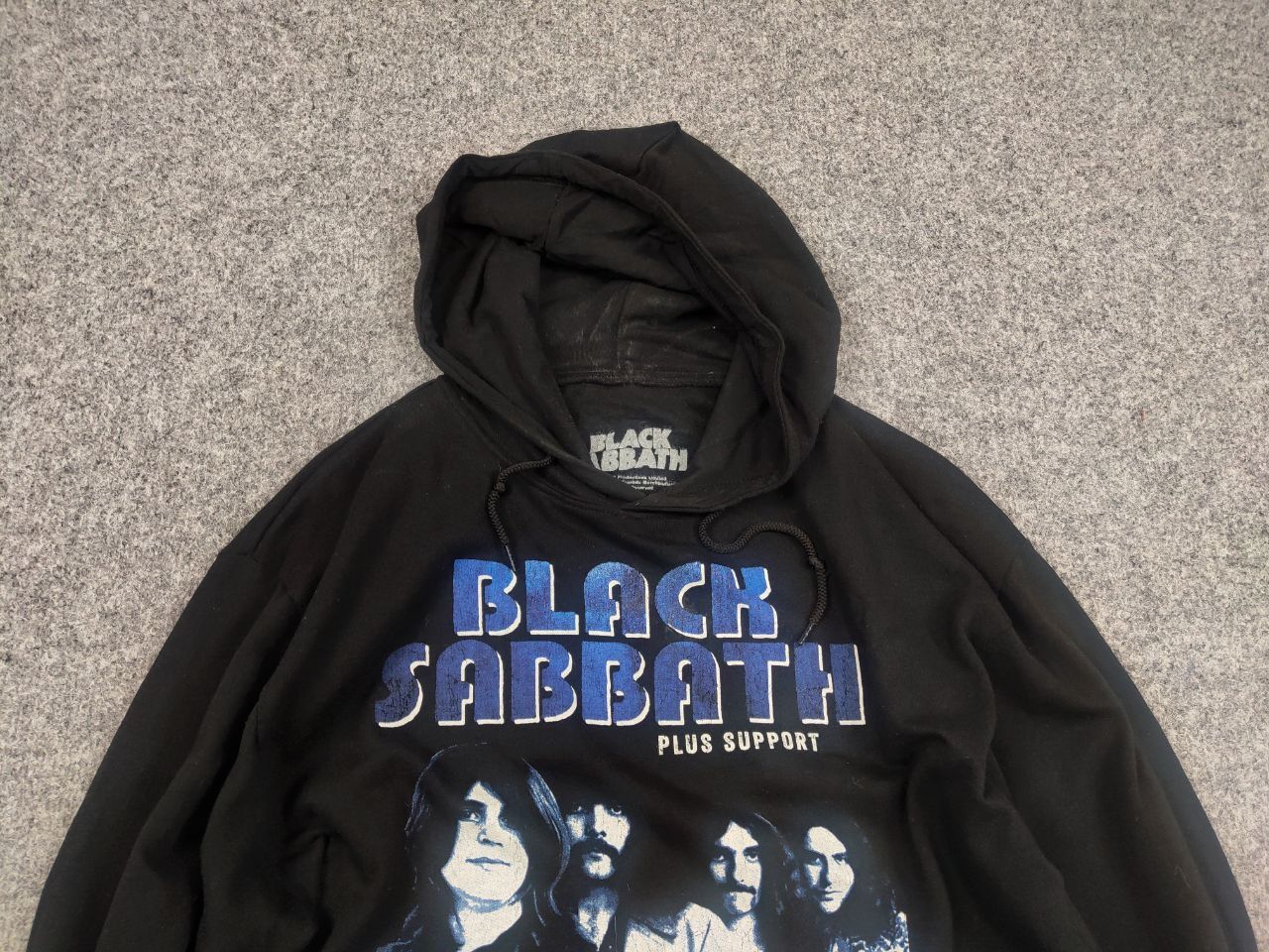 Black Sabbath Black Sabbath plus support Vintage Band Logo Black Hoodie Size US M / EU 48-50 / 2 - 3 Thumbnail