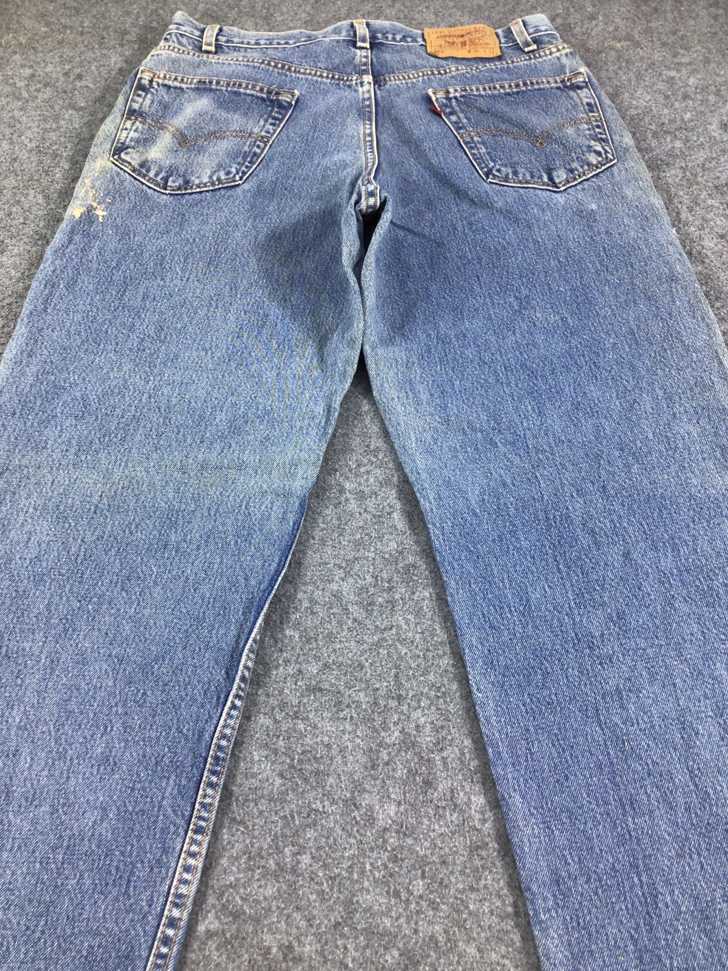 Levi's Vintage Levis Jeans Lot 550 Distressed Denim -J864 Size US 35 - 4 Thumbnail