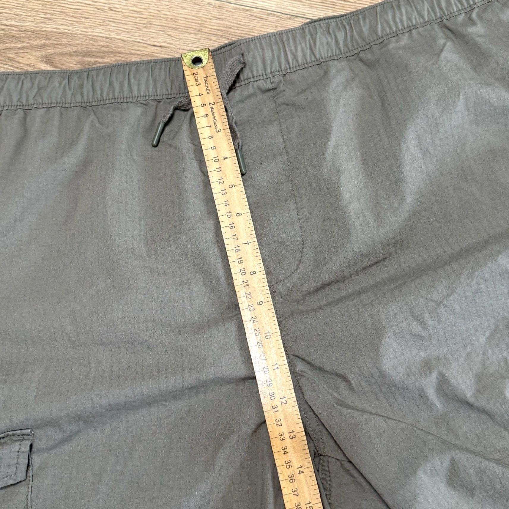 Old Navy VINTAGE Old Navy Cargo Shorts Women’s XXXL Tall Relaxed Fit Flex Brown Size 40" / US 18 - 6 Thumbnail