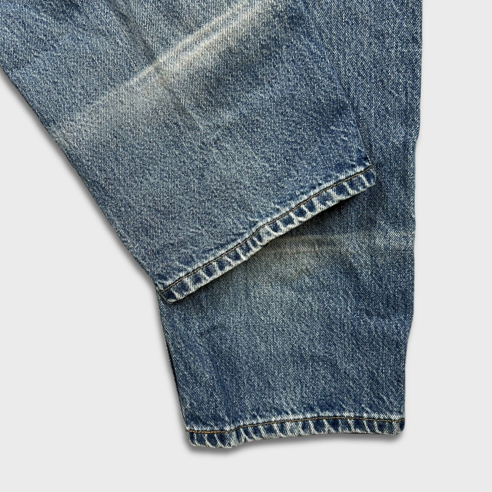 Levi's × Vintage Vintage 90s Levi's 550 Jeans 35x34 Relaxed Fit Tapered Leg Size US 35 - 7 Thumbnail