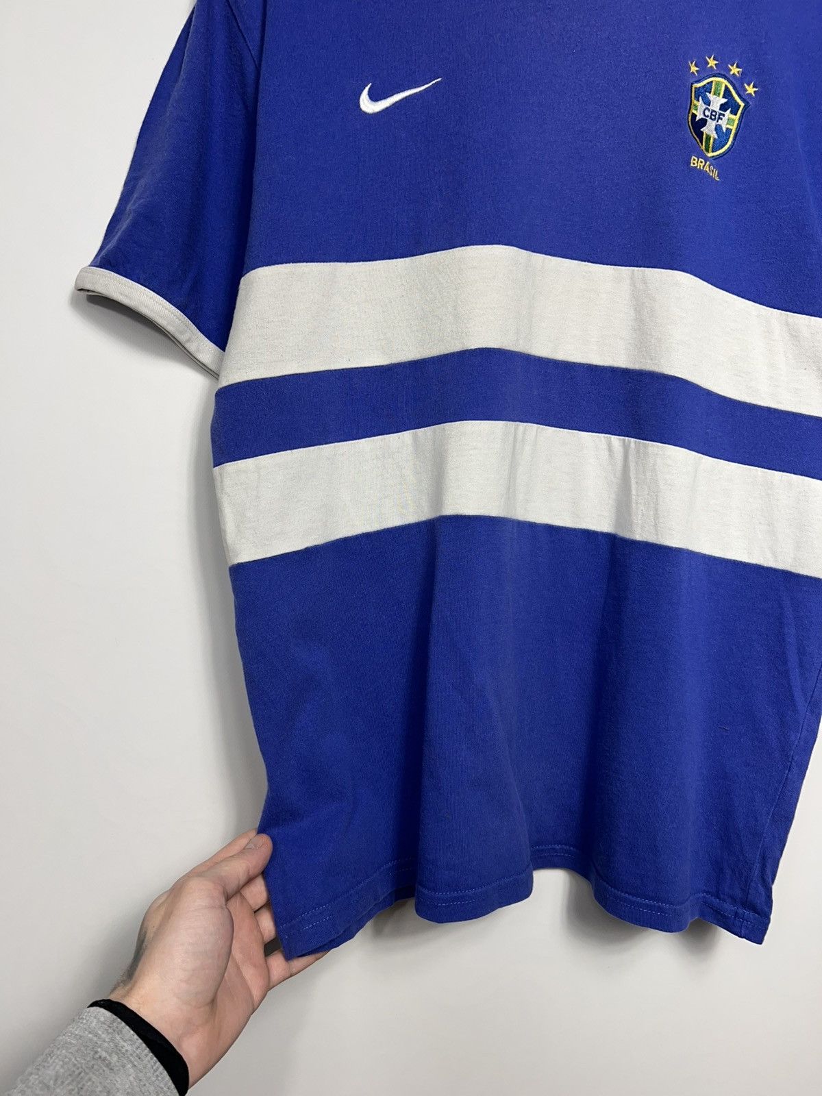 Vintage Vintage Nike Brazil Cotton T-shirt Size L Size US L / EU 52-54 / 3 - 3 Thumbnail