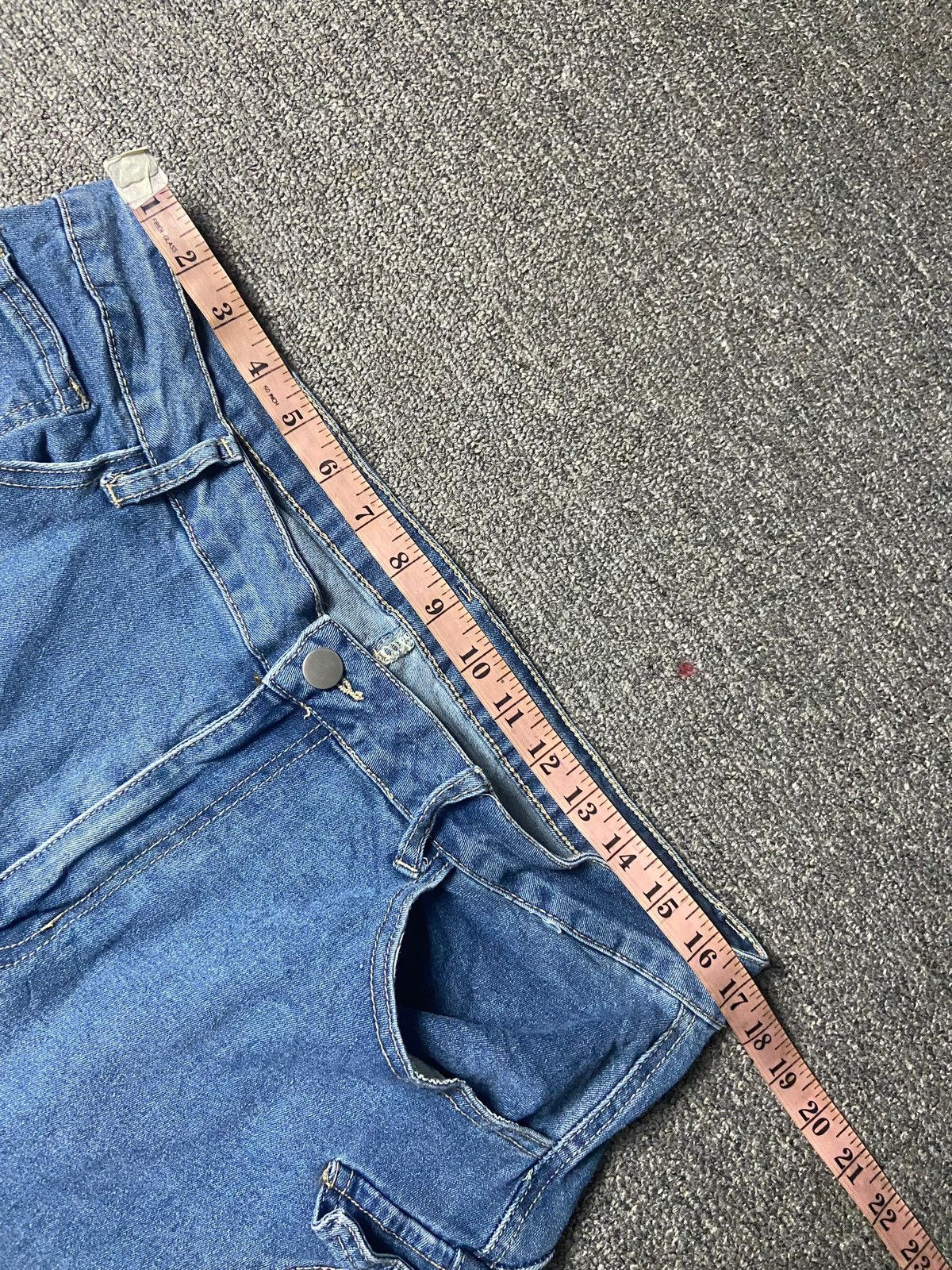 Shein SHEIN Mid Rise Bootcut Cargo Jeans (138) Size 34" / US 12 / IT 48 - 9 Thumbnail