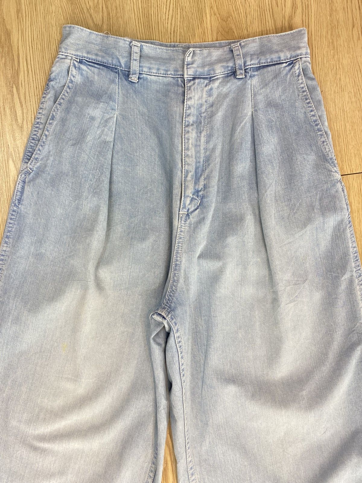 Japanese Brand Japanese Brand Baggy Blue Wash Light Jeans Size US 26 / EU 42 - 2 Thumbnail