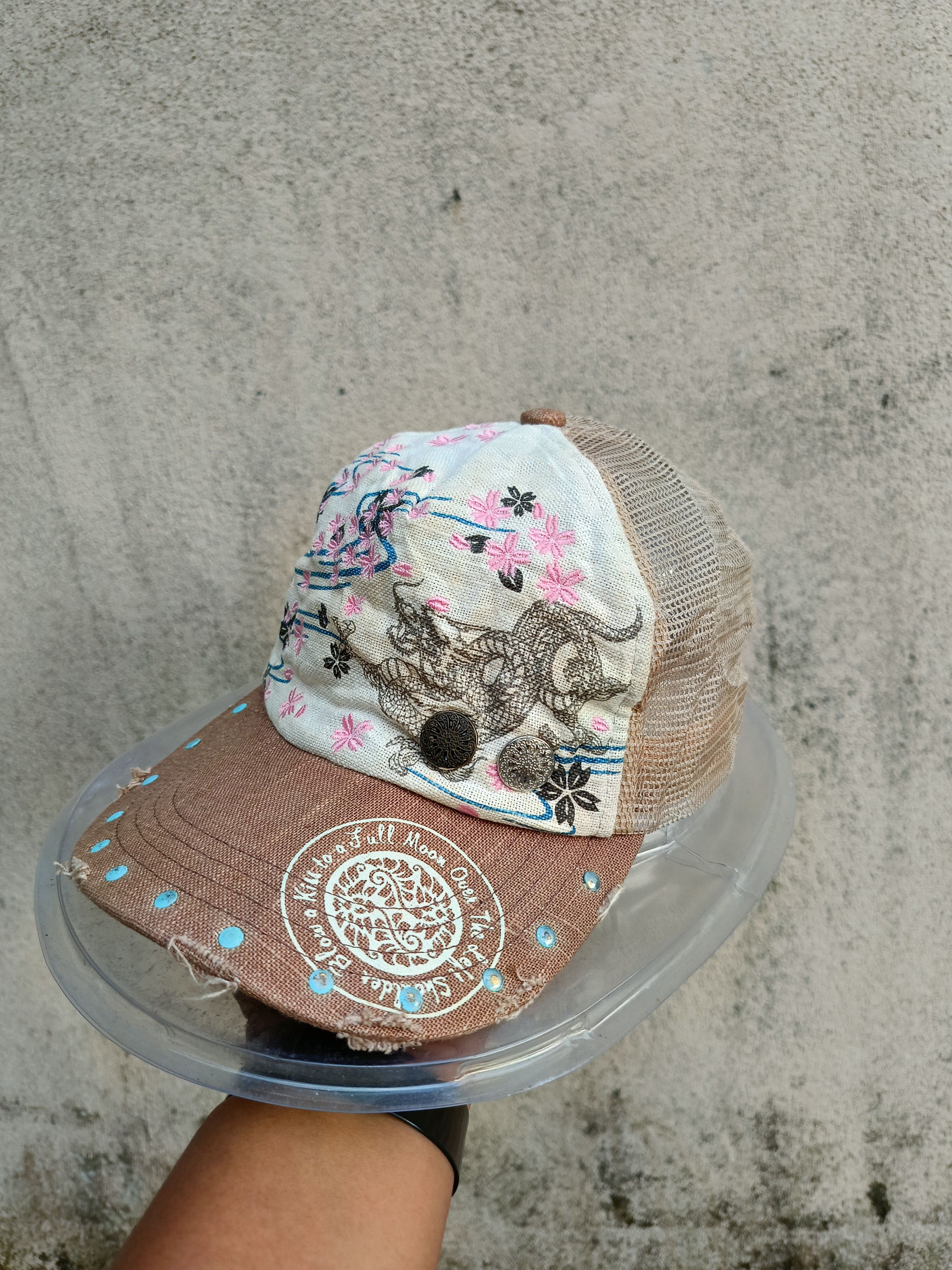 Japanese Brand VINTAGE SUKAJAN JAPANESE ART TRUCKER CAP RARE DESIGN Size ONE SIZE - 2 Thumbnail