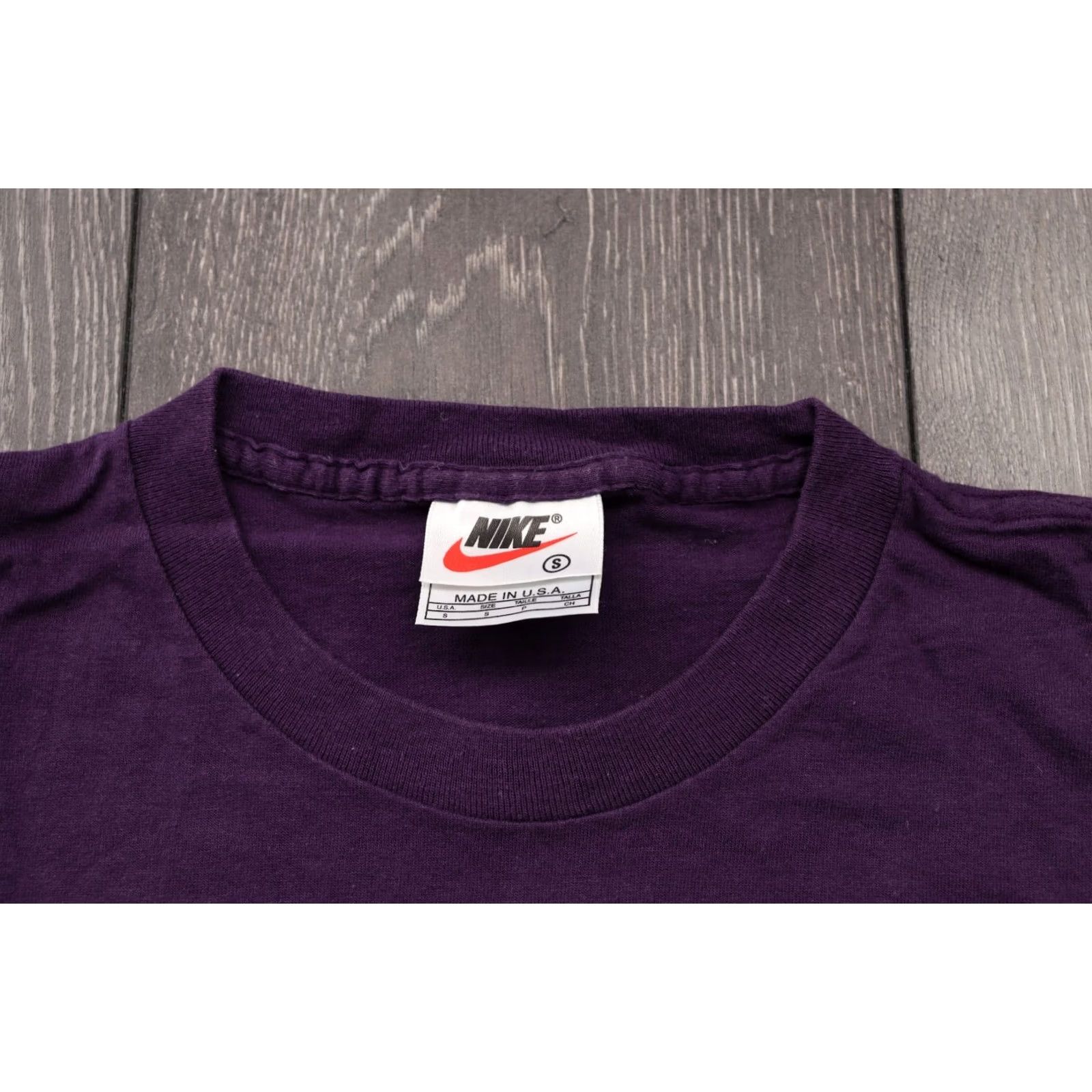 Nike VINTAGE Nike AUTHENTIC BASKETBALL T SHIRT 1990'S PURPLE MADE IN USA COTTON SMALL Mens Shirt XS? Size US S / EU 44-46 / 1 - 3 Thumbnail
