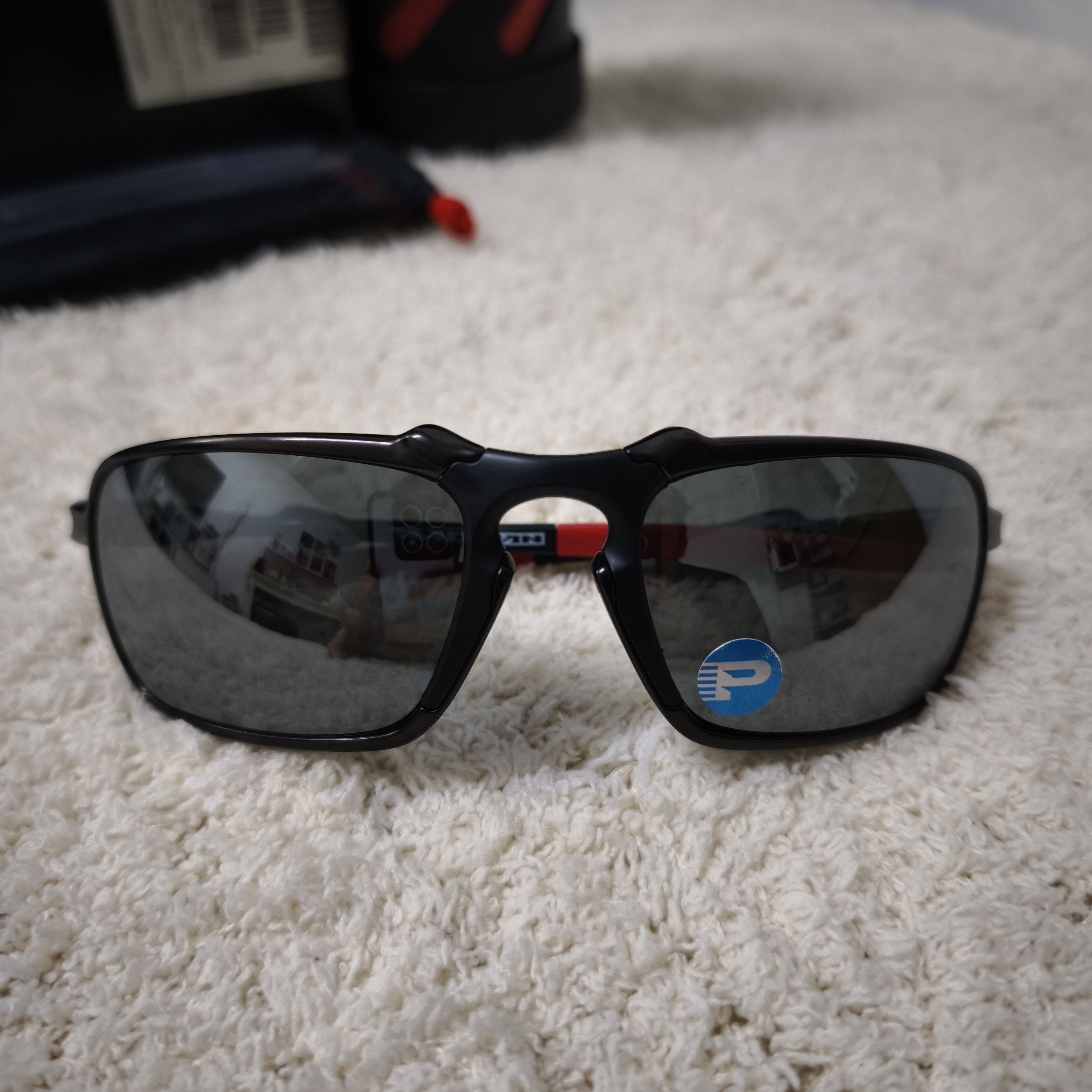 Oakley Oakley Badman Dark Carbon Black Iridium Polarized Size ONE SIZE - 9 Thumbnail