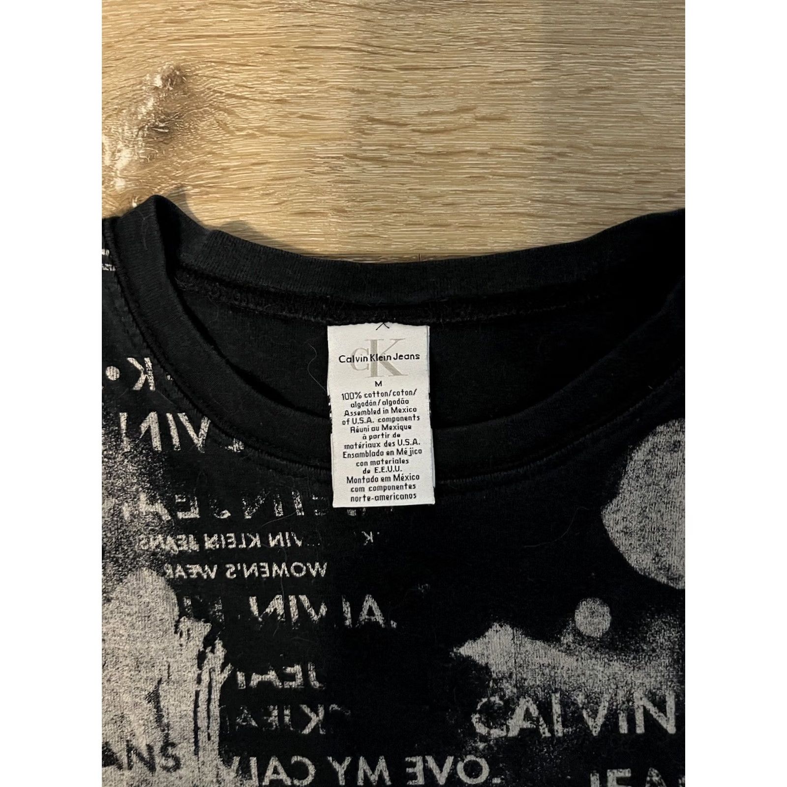 Vintage Calvin Klein Jeans Womens Black Short Sleeve T-Shirt Y2K Print Size Medium Size M / US 6-8 / IT 42-44 - 3 Thumbnail