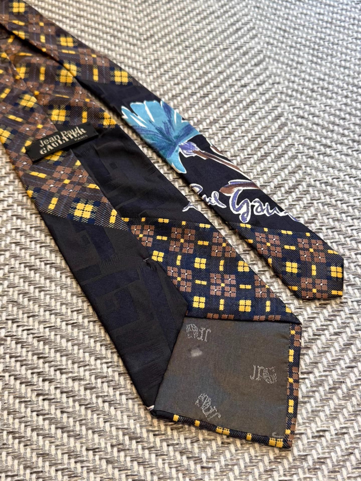 Jean Paul Gaultier Jean Paul Gaultier Patchwork Floral & Signature Tie K24 Size ONE SIZE - 5 Thumbnail