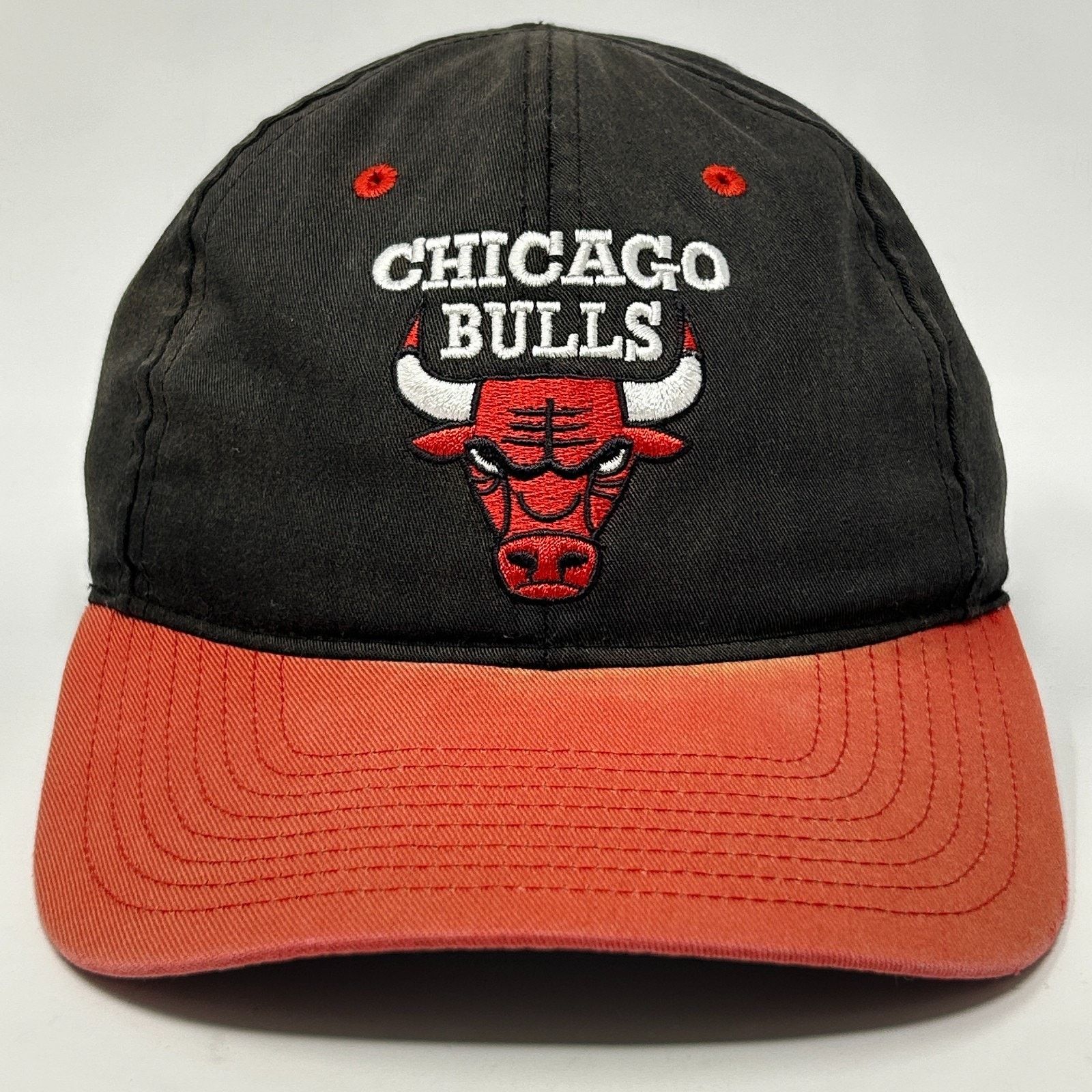 Twins Enterprise Inc. Vintage 90s Chicago Bulls Cap Baseball Hat Logo Twins Size ONE SIZE - 1 Thumbnail
