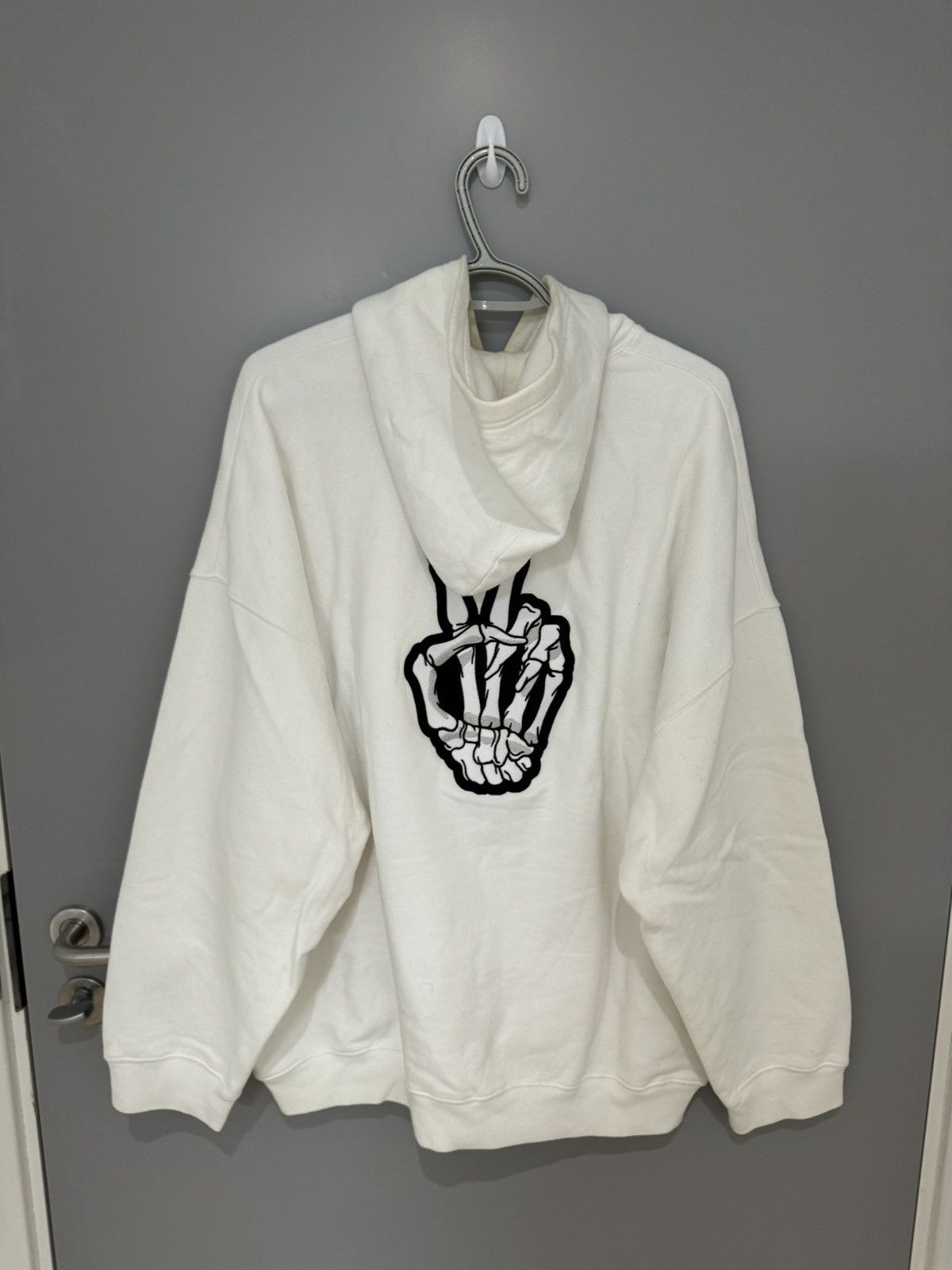 Balenciaga Smiley Oversized Hoodie Size US S / EU 44-46 / 1 - 2 Thumbnail