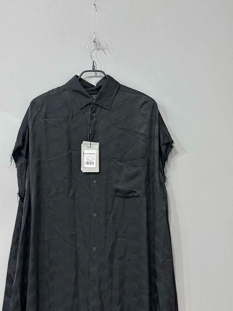 Balenciaga Balenciaga size 34 Full printed sleeveless silk dress Size XS / US 0-2 / IT 36-38 - 2 Thumbnail