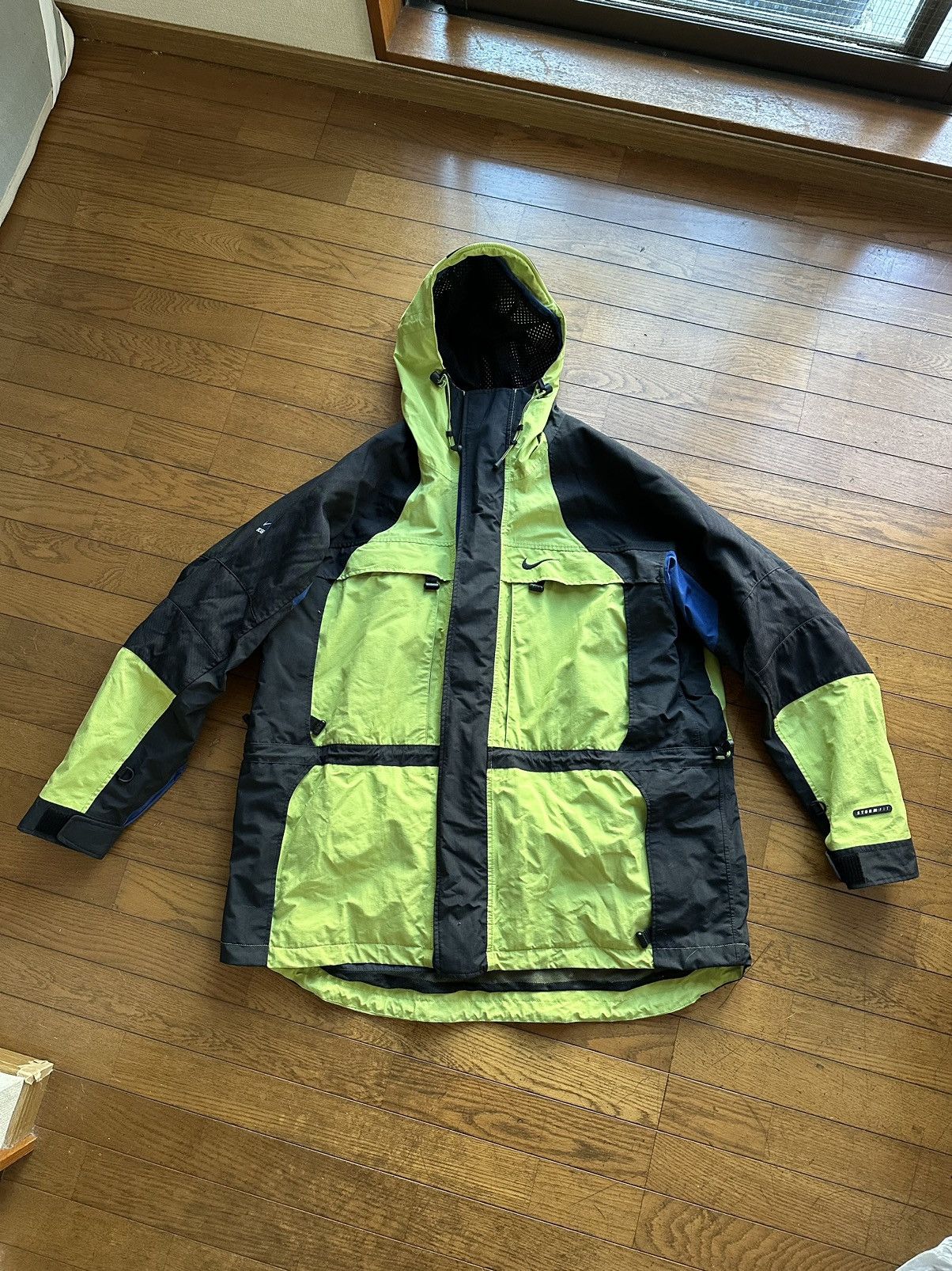 Nike ACG Vintage Nike ACG Heavyweight Storm Fit Jacket XL Size US XL / EU 56 / 4 - 1 Thumbnail