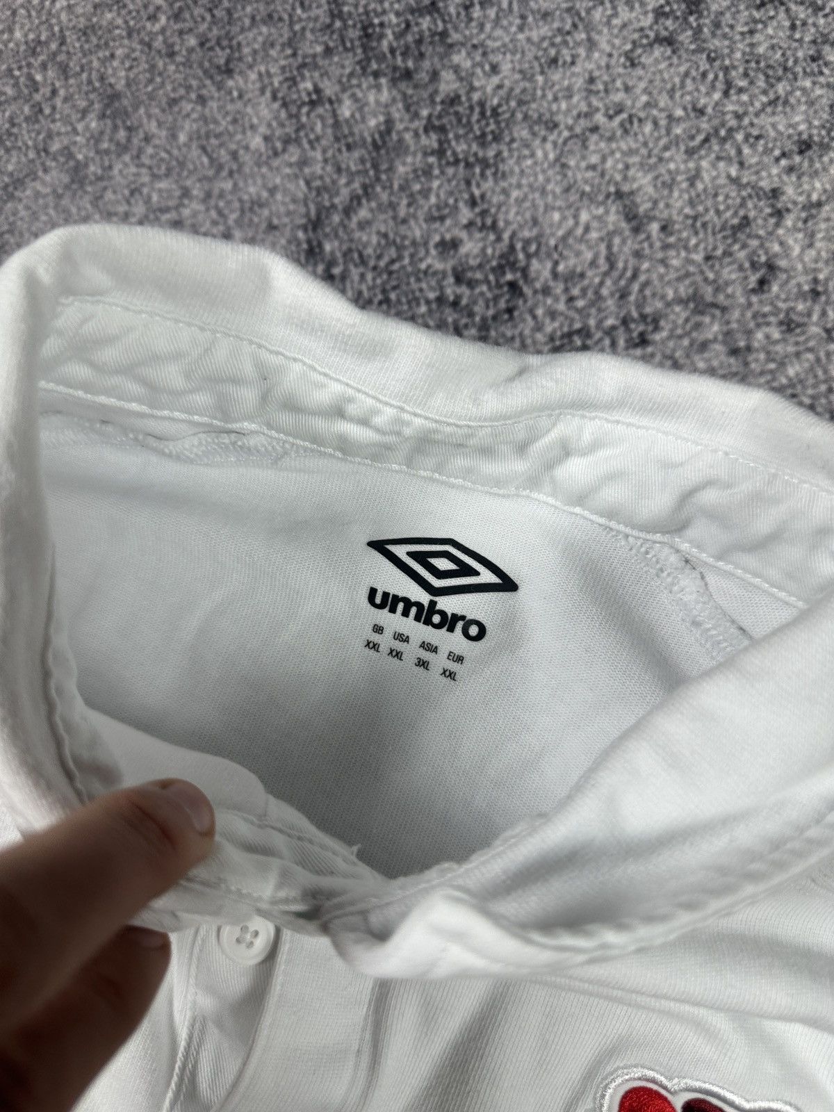 Umbro Umbro England O2 Rugby Streetwear rare Jersey VTg XXL Sport Size US L / EU 52-54 / 3 - 3 Thumbnail