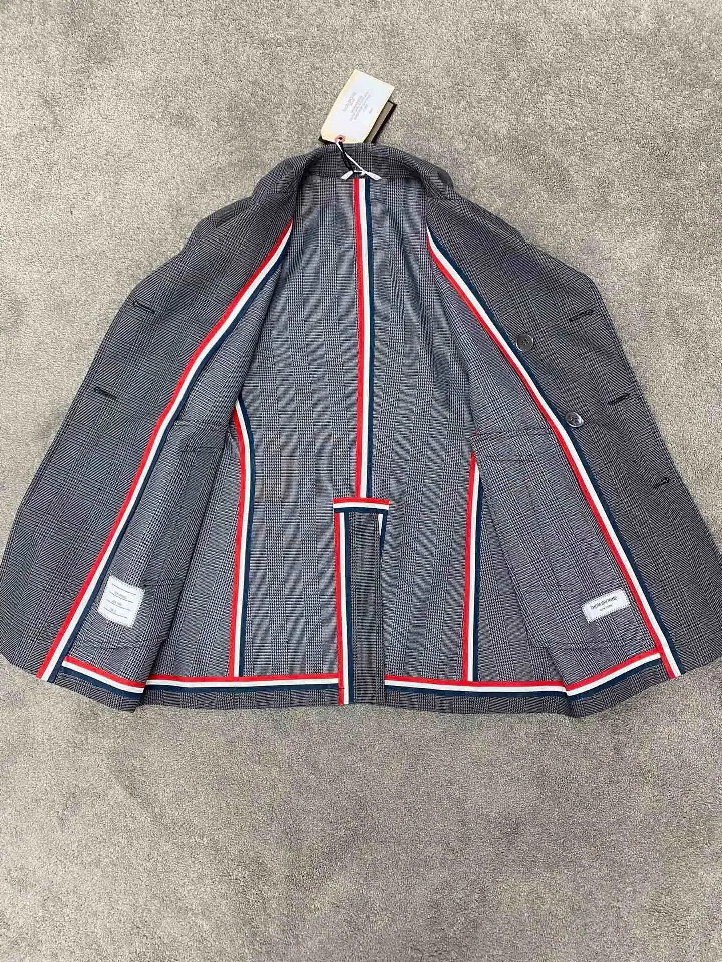 Thom Browne Thom Browne TB Double-Breasted Trench. Size US XS / EU 42 / 0 - 3 Thumbnail