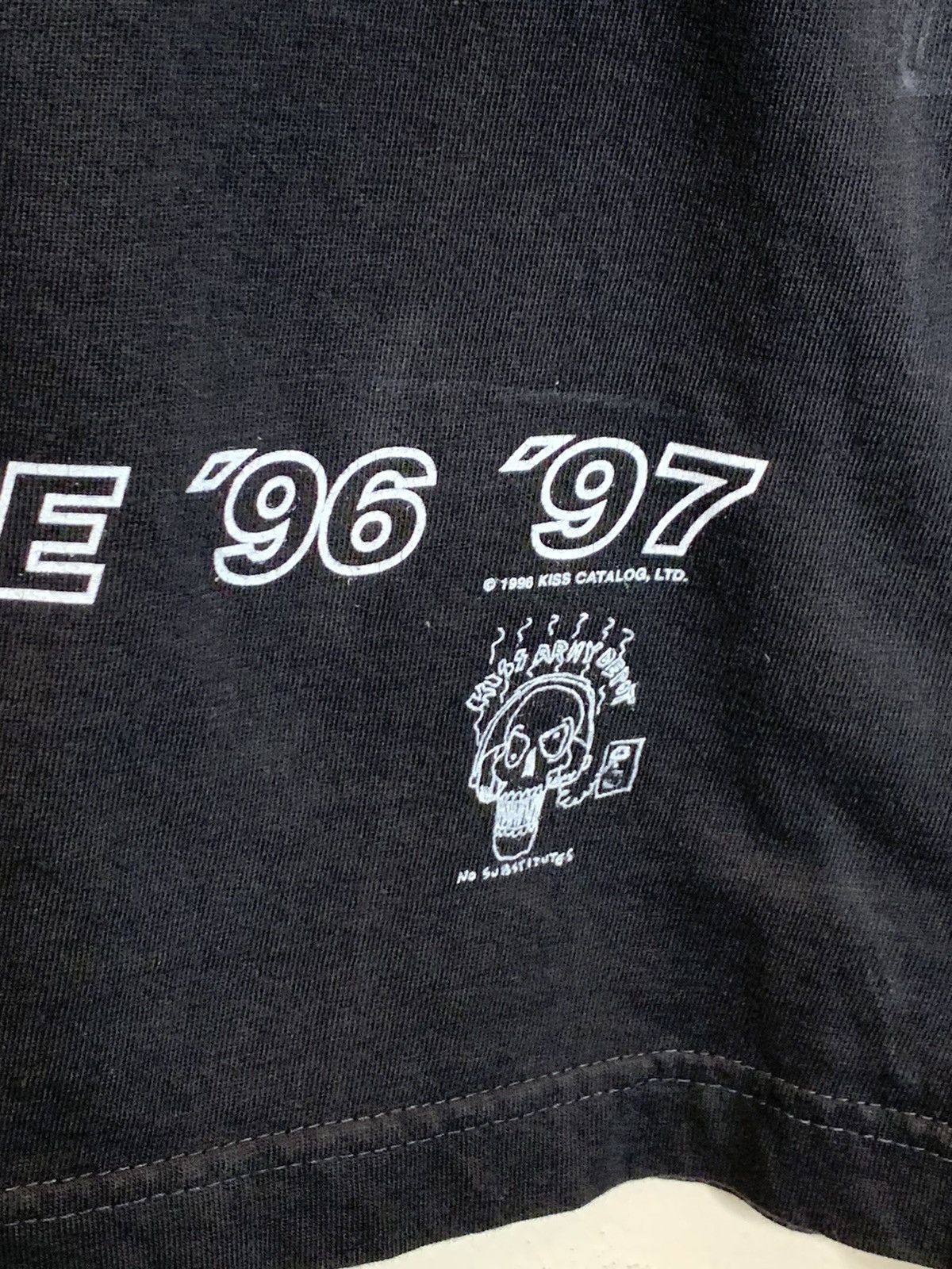 Band Tees × KISS × Vintage *RARE* Vintage 96-97 KISS Alive Worldwide Tour T-Shirt Large Size US L / EU 52-54 / 3 - 5 Thumbnail