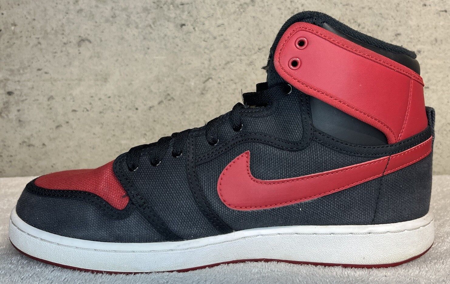 Jordan Brand Nike Air Jordan 1 AJKO Retro Bred Black Red White Size 11 Size US 11 / EU 44 - 4 Thumbnail