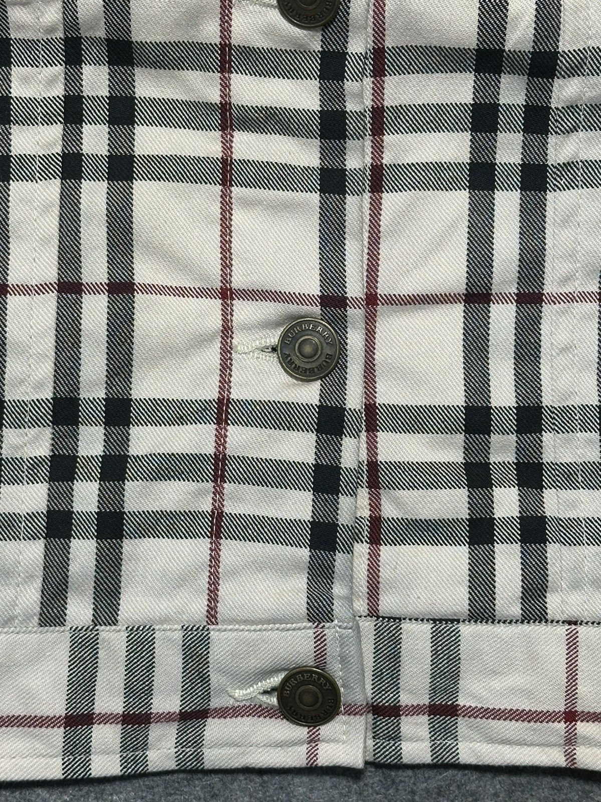 Burberry vintage Burberry London beige nova check cotton denim-style. Size M / US 6-8 / IT 42-44 - 9 Thumbnail
