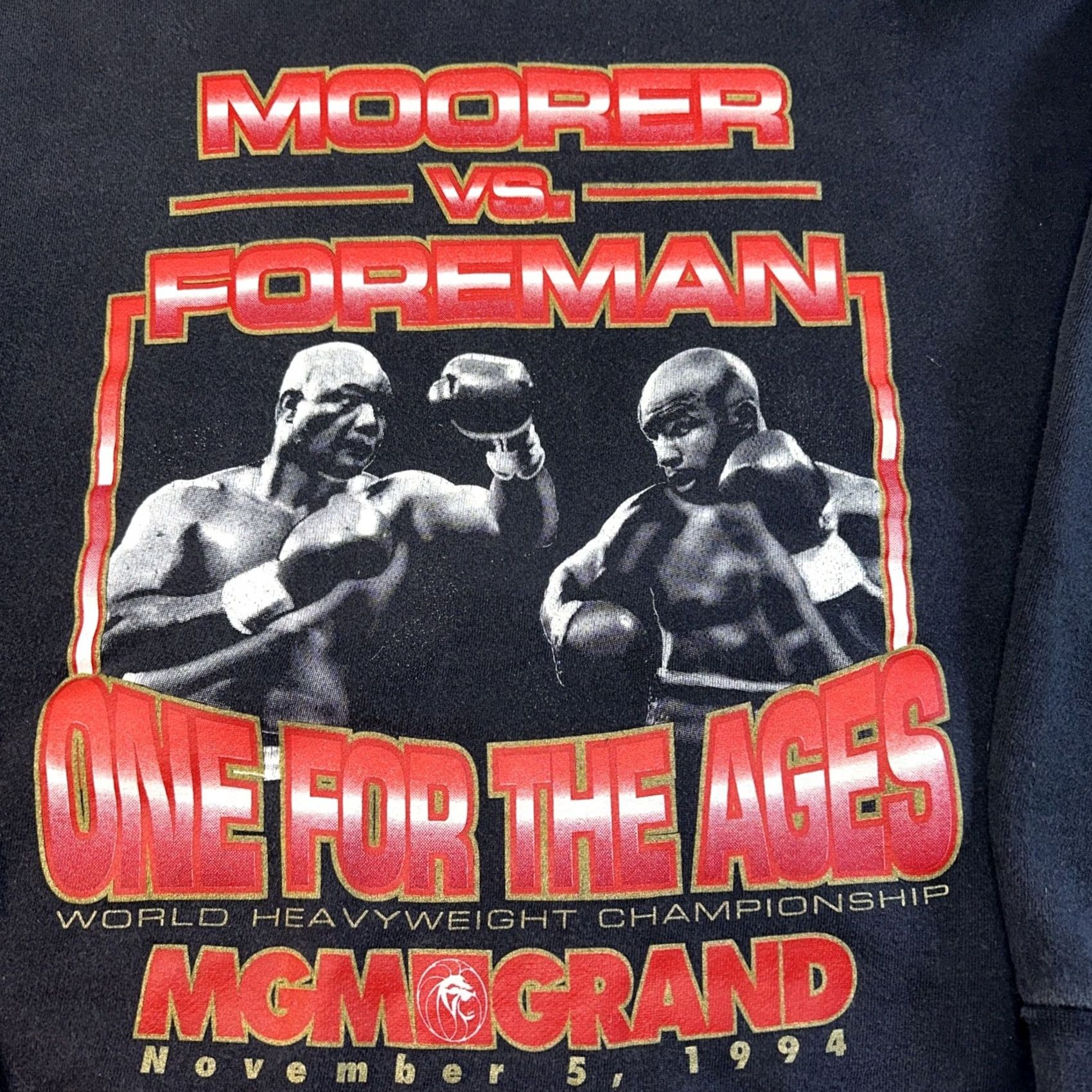 MooRER VINTAGE 1994 Moorer vs Foreman Boxing Sweatshirt MGM Grand Fight L Black Mens Pullover Crewneck USA Made in USA Sweatshirt Size US L / EU 52-54 / 3 - 2 Thumbnail