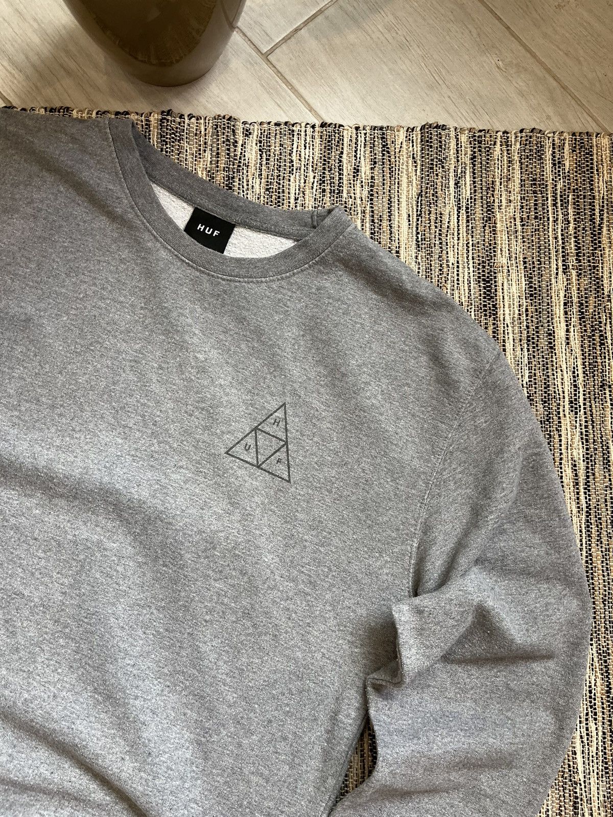 Huf HUF sweatshirt blank grey minimalistic Size US L / EU 52-54 / 3 - 6 Thumbnail