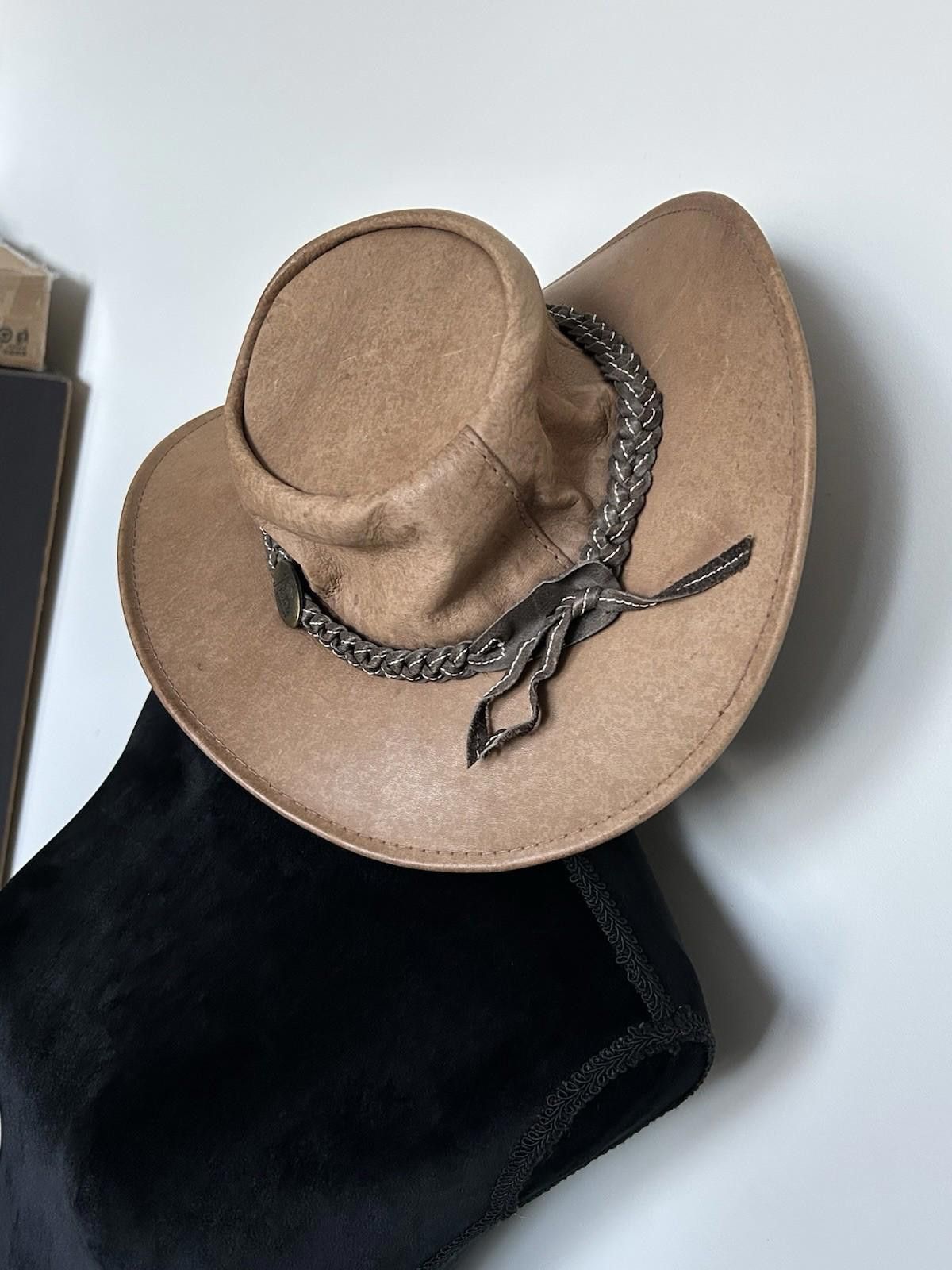 Designer JACARU Leather Handmade Hat Made In Australia 🇦🇺 Size M Size ONE SIZE - 4 Thumbnail