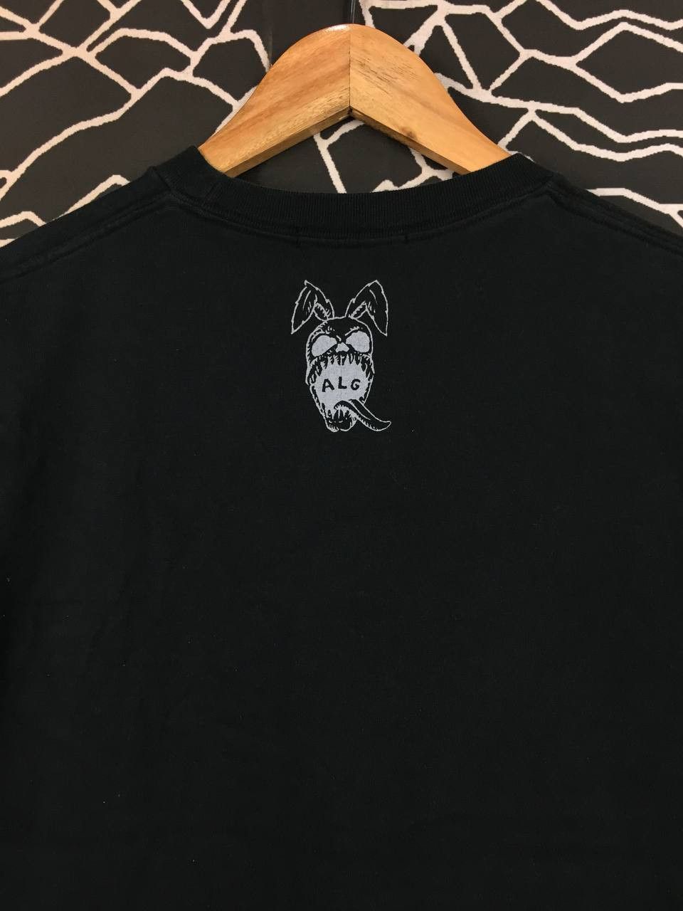 Japanese Brand Algonquins Japan Skull Bunny Bone Font Gothic Punk Tee Size US M / EU 48-50 / 2 - 5 Thumbnail